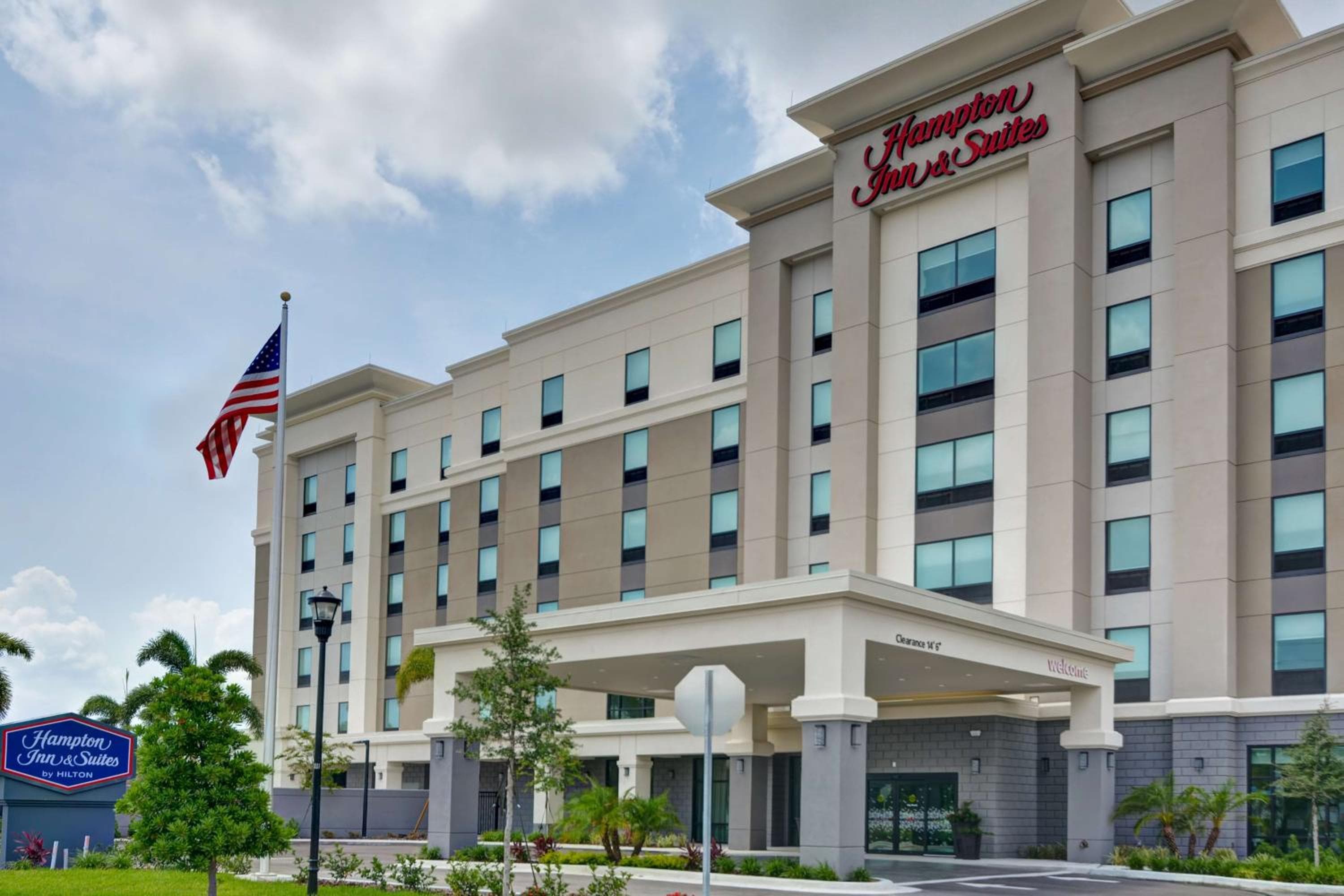 Hampton Inn & Suites Tampa Riverview — 6