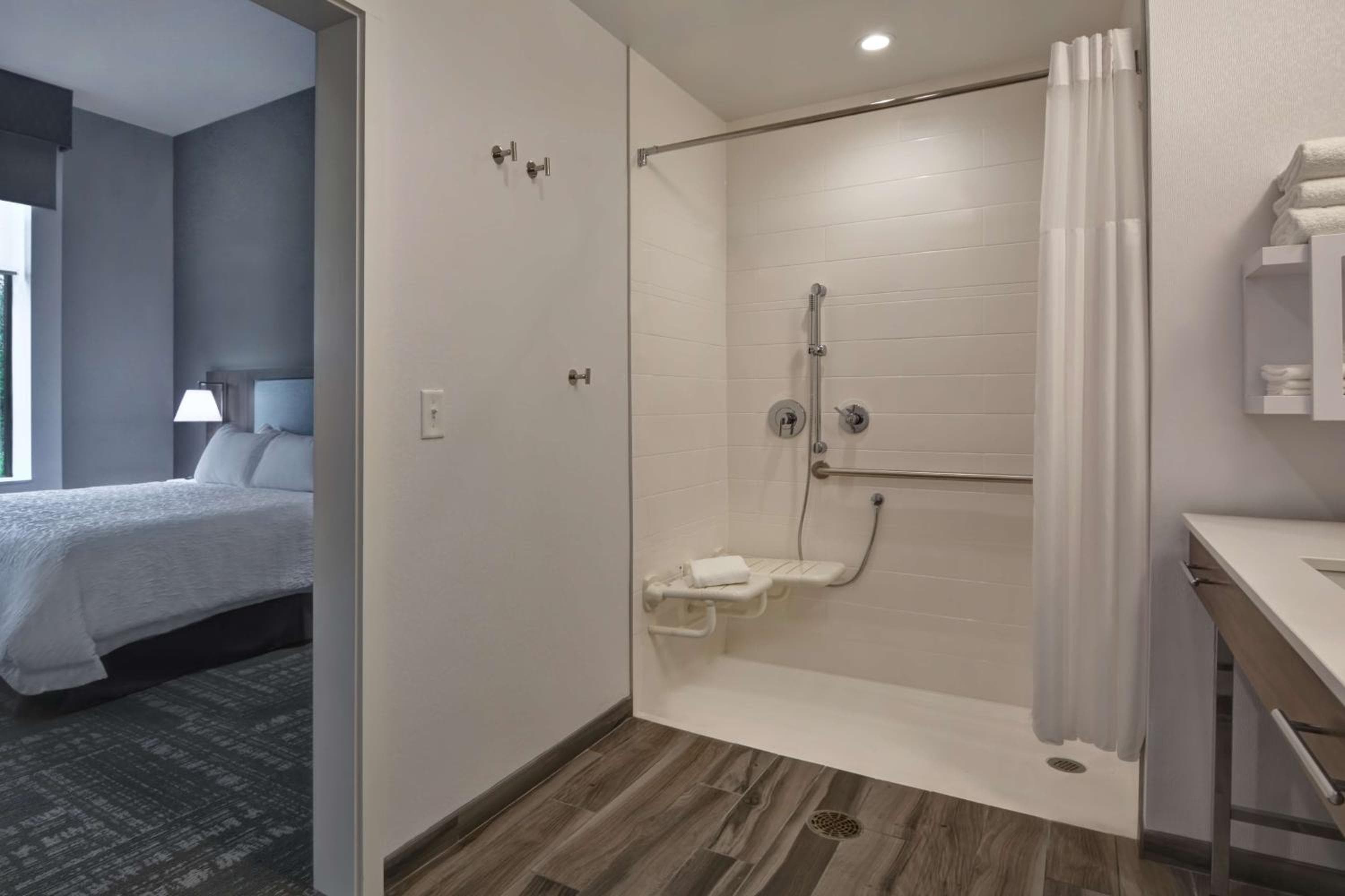 Hampton Inn & Suites Tampa Riverview — 24