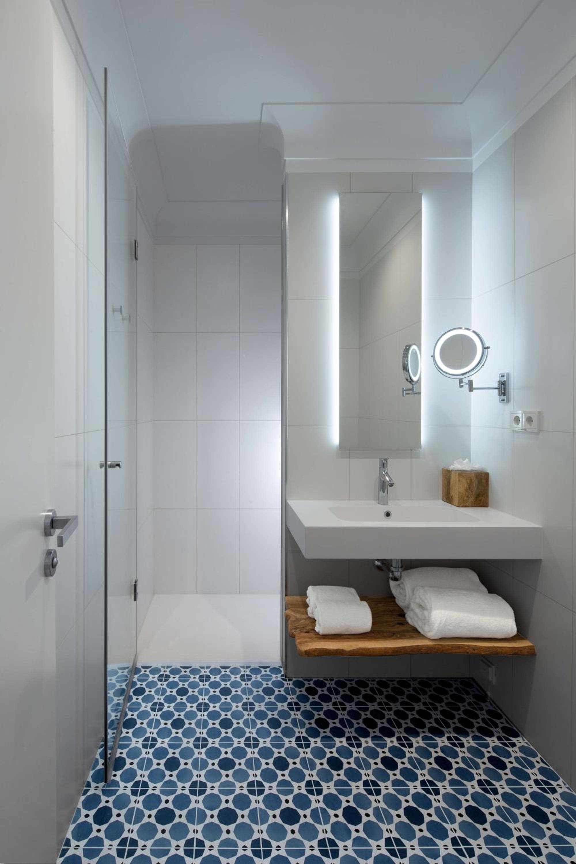 Hotel Atocha Madrid, Tapestry Collection by Hilton — 22