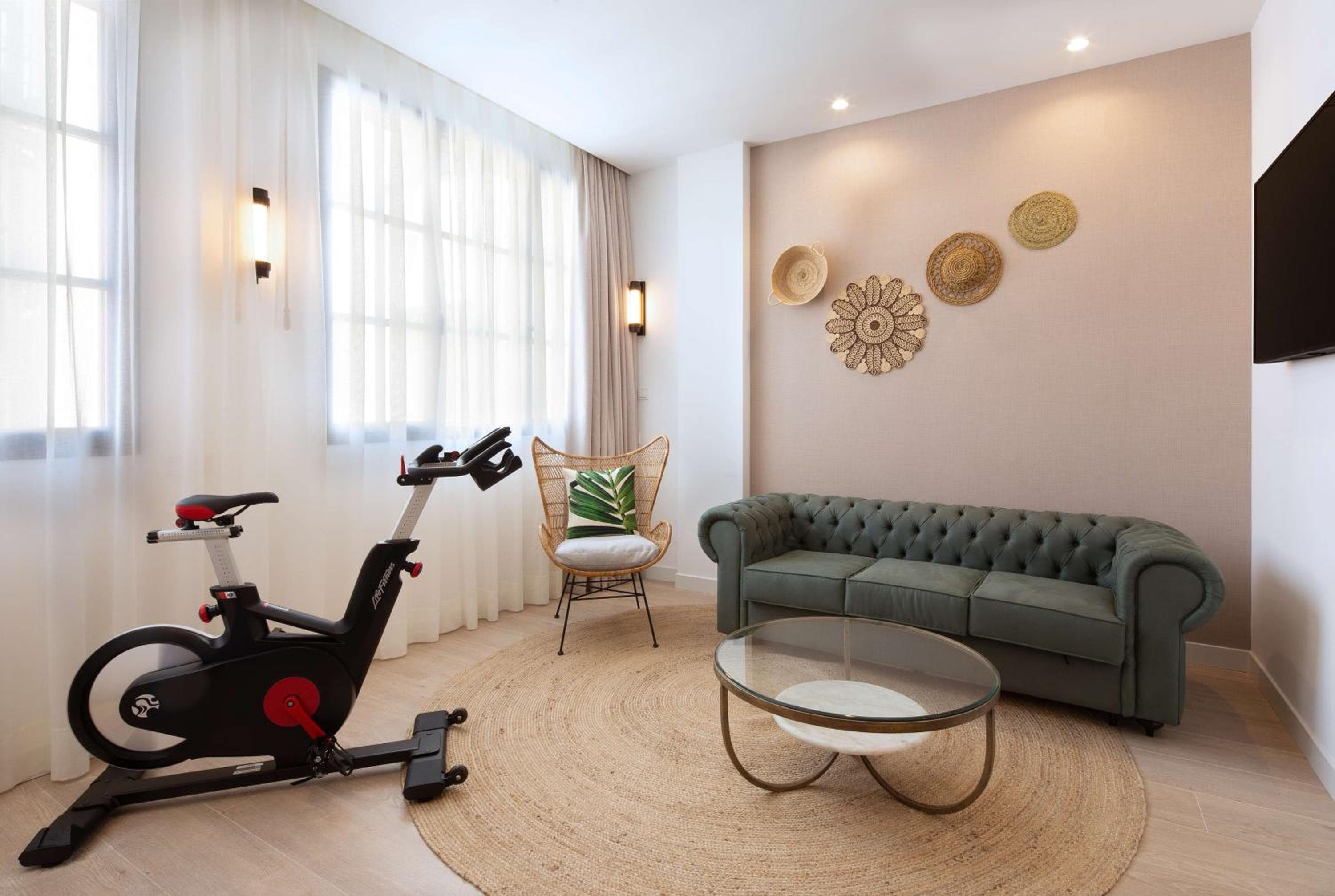 Hotel Atocha Madrid, Tapestry Collection by Hilton — 7
