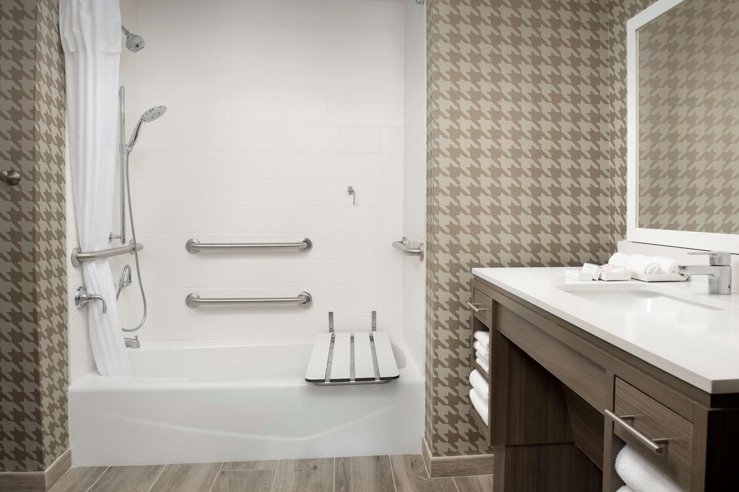 Home2 Suites By Hilton Tampa Westshore Airport, Florida — 22