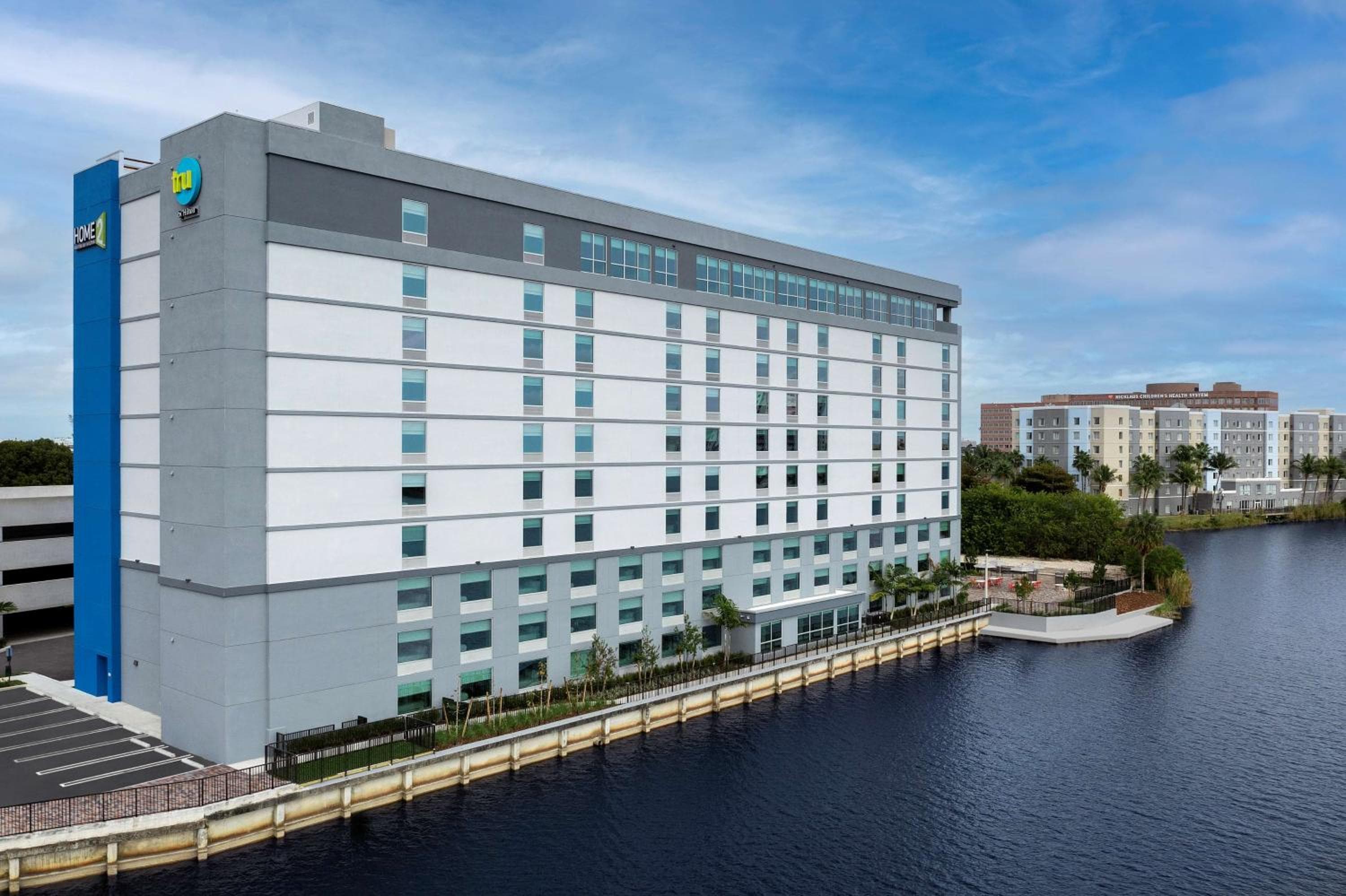 Home2 Suites By Hilton Miami Airport South Blue Lagoon — 1