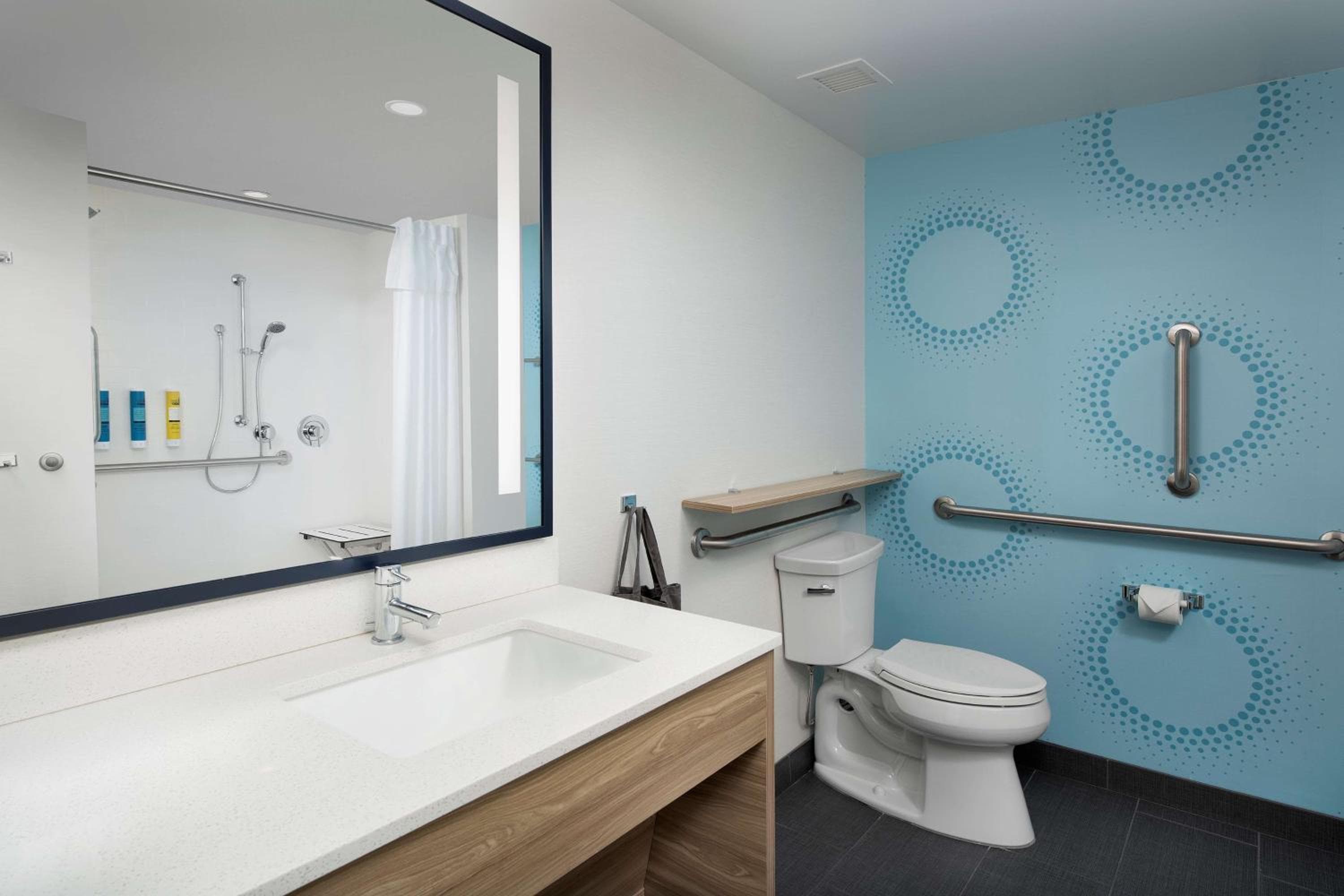 Tru By Hilton Miami Airport South Blue Lagoon, Florida — 26