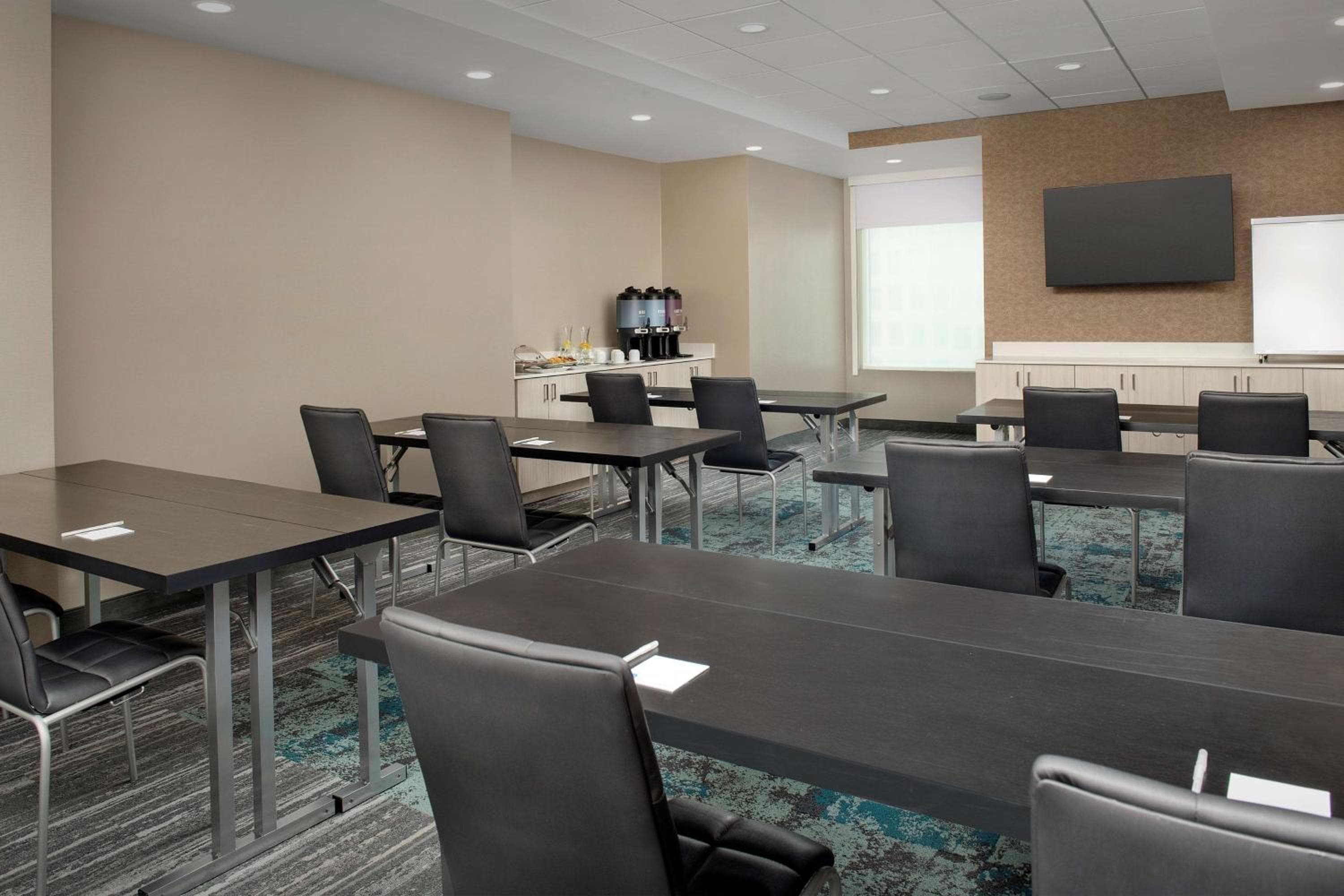 Tru By Hilton Miami Airport South Blue Lagoon, Fl — 12