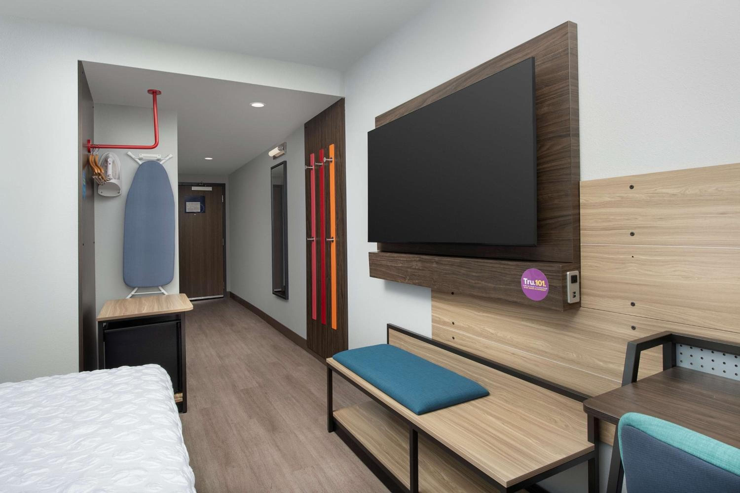 Tru By Hilton Miami Airport South Blue Lagoon, Fl — 17