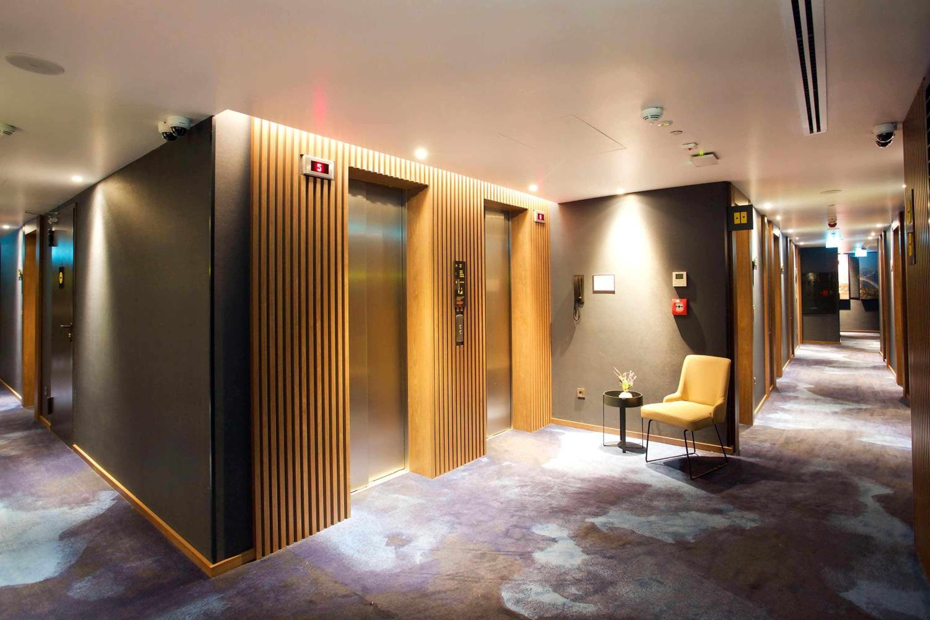 Hampton By Hilton Istanbul Old City — 19