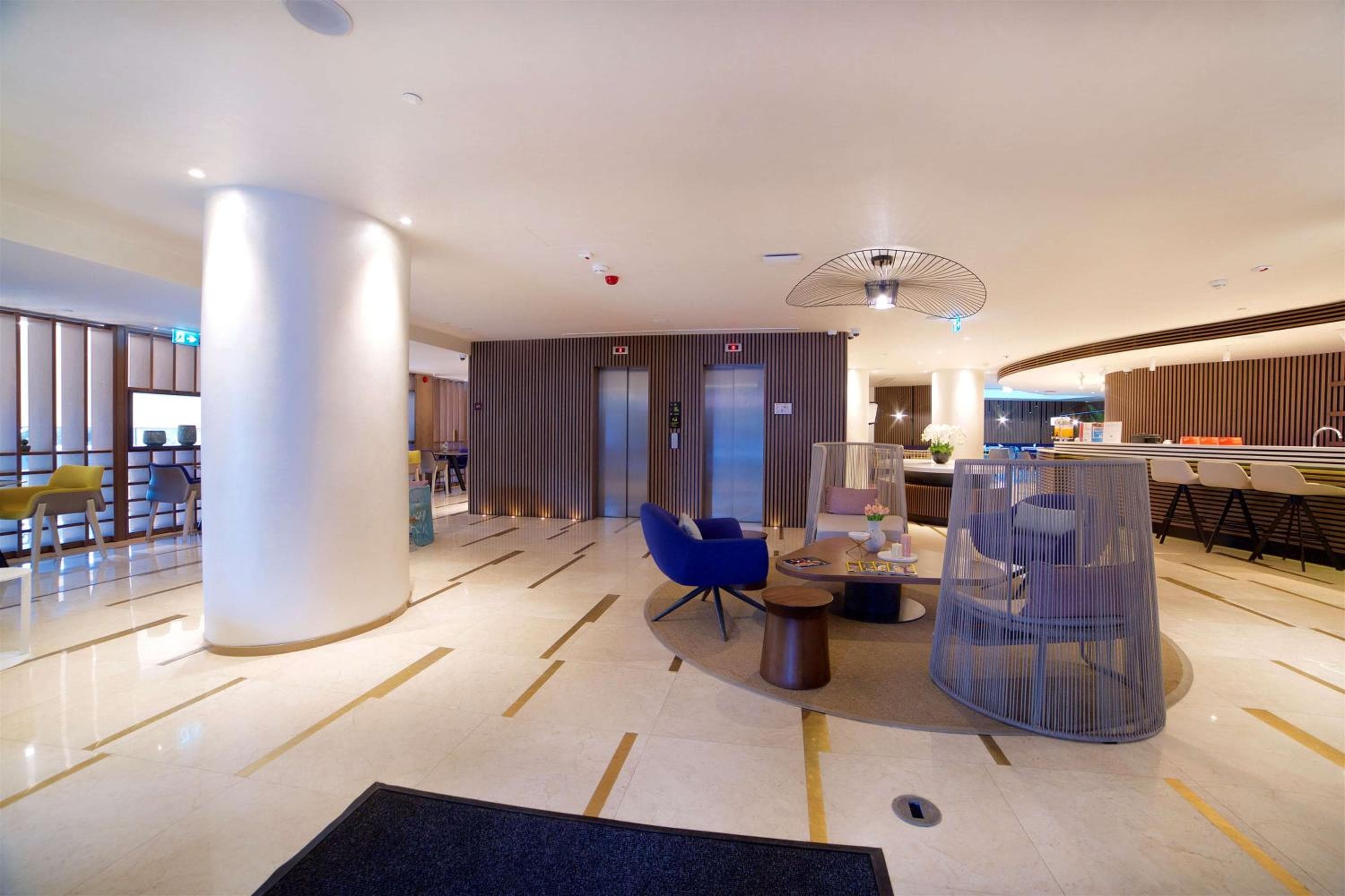 Hampton By Hilton Istanbul Old City — 3