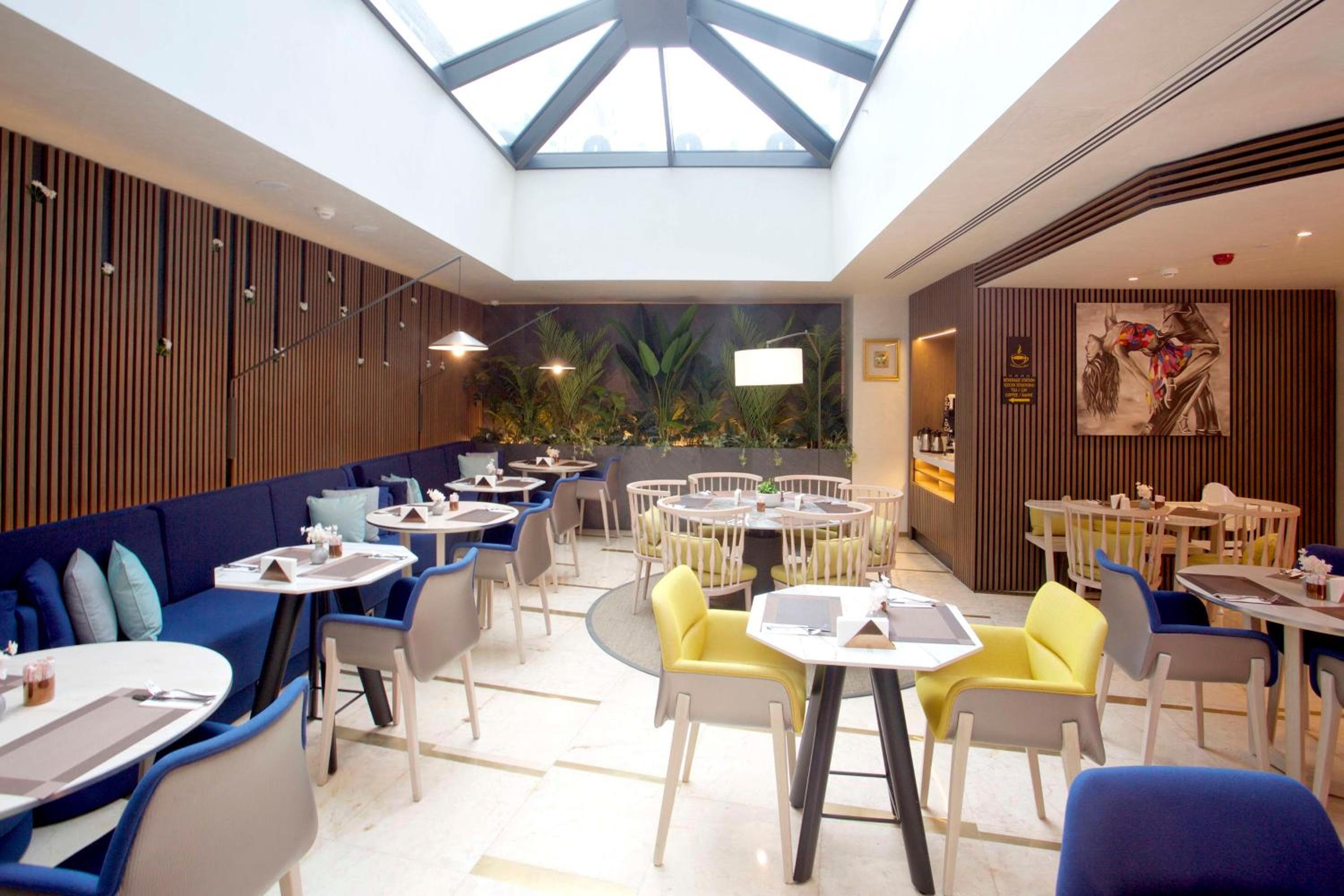 Hampton By Hilton Istanbul Old City — 13