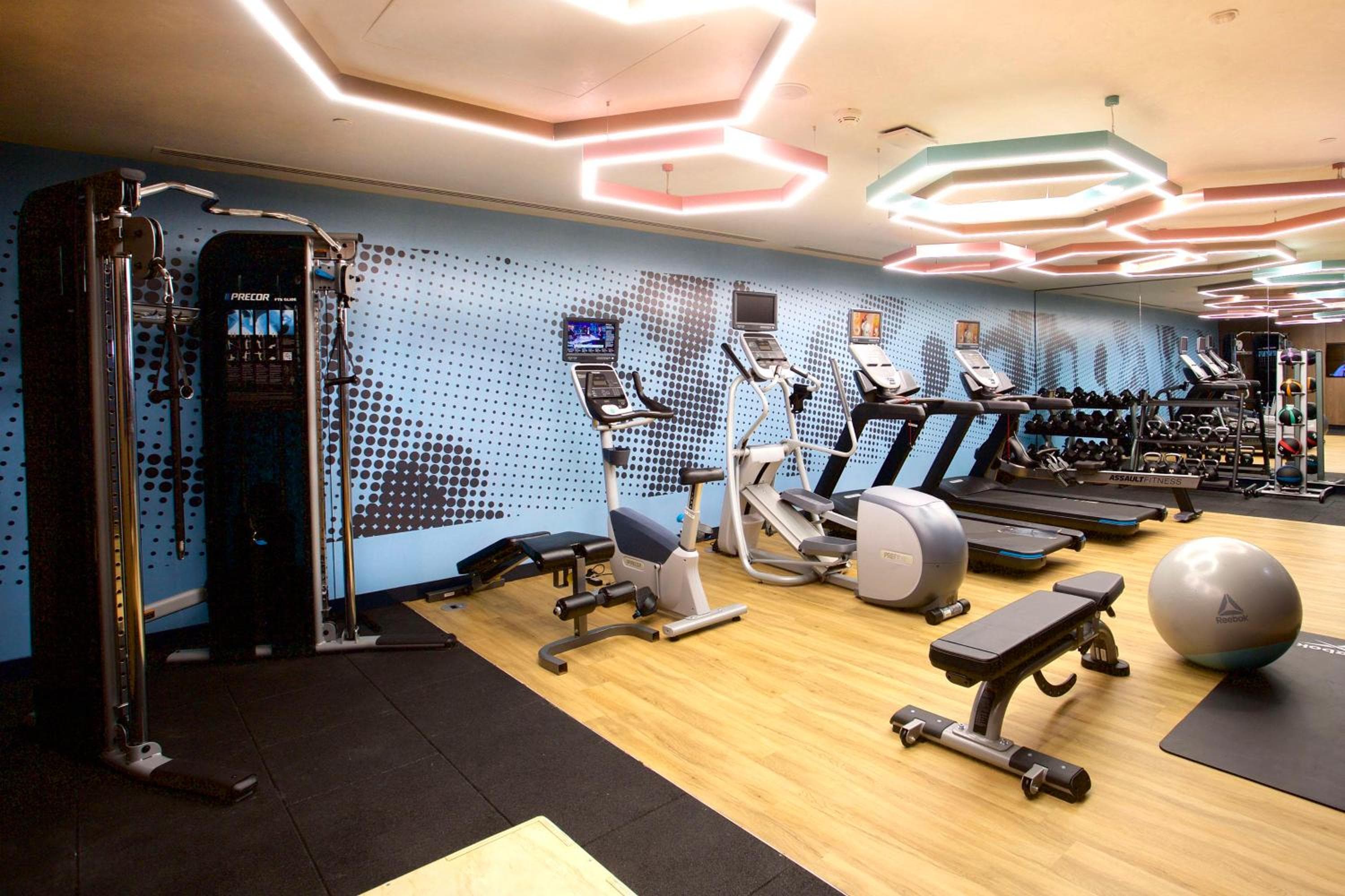 Hampton By Hilton Istanbul Old City — 16