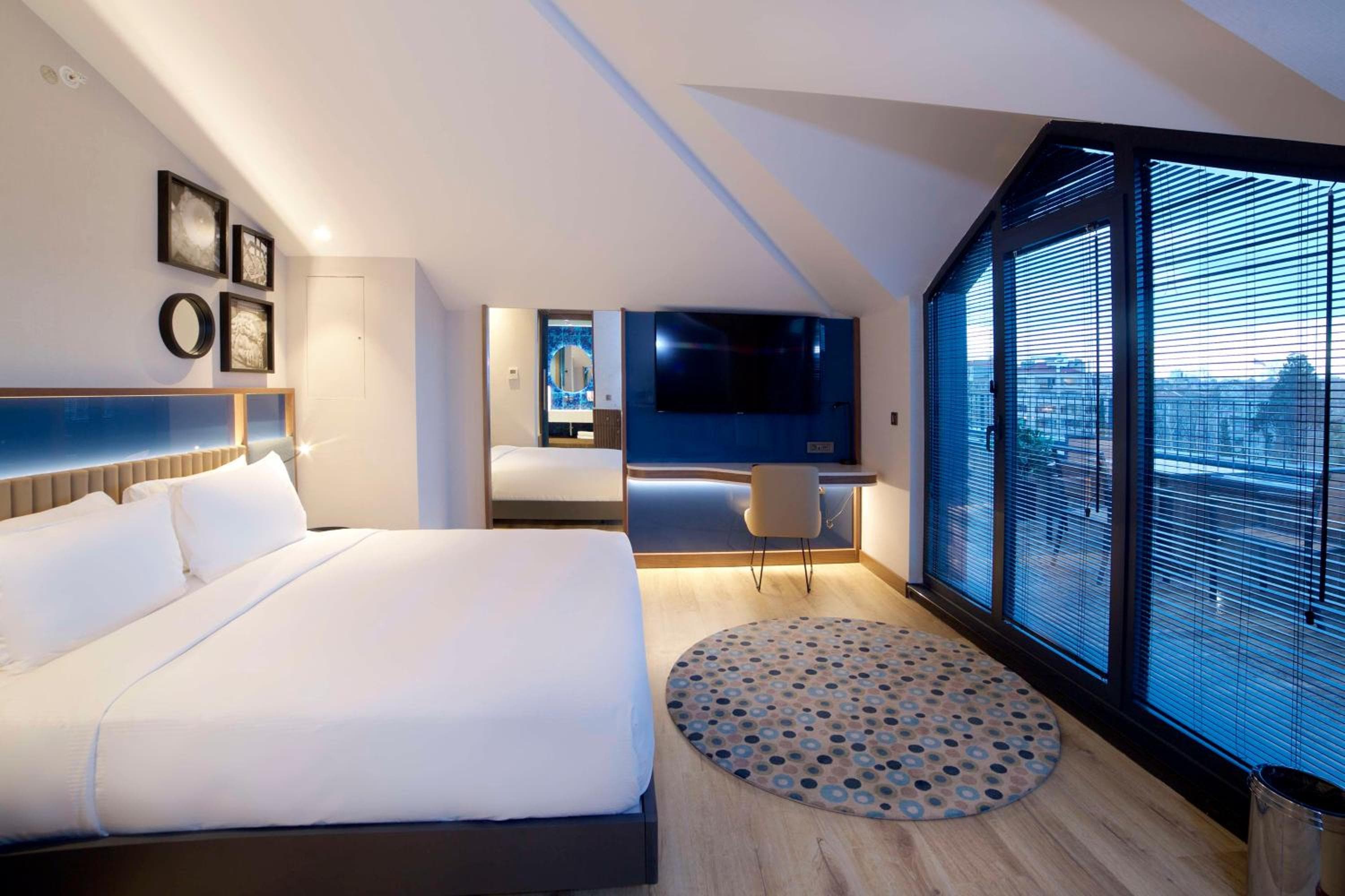 Hampton By Hilton Istanbul Old City — 23