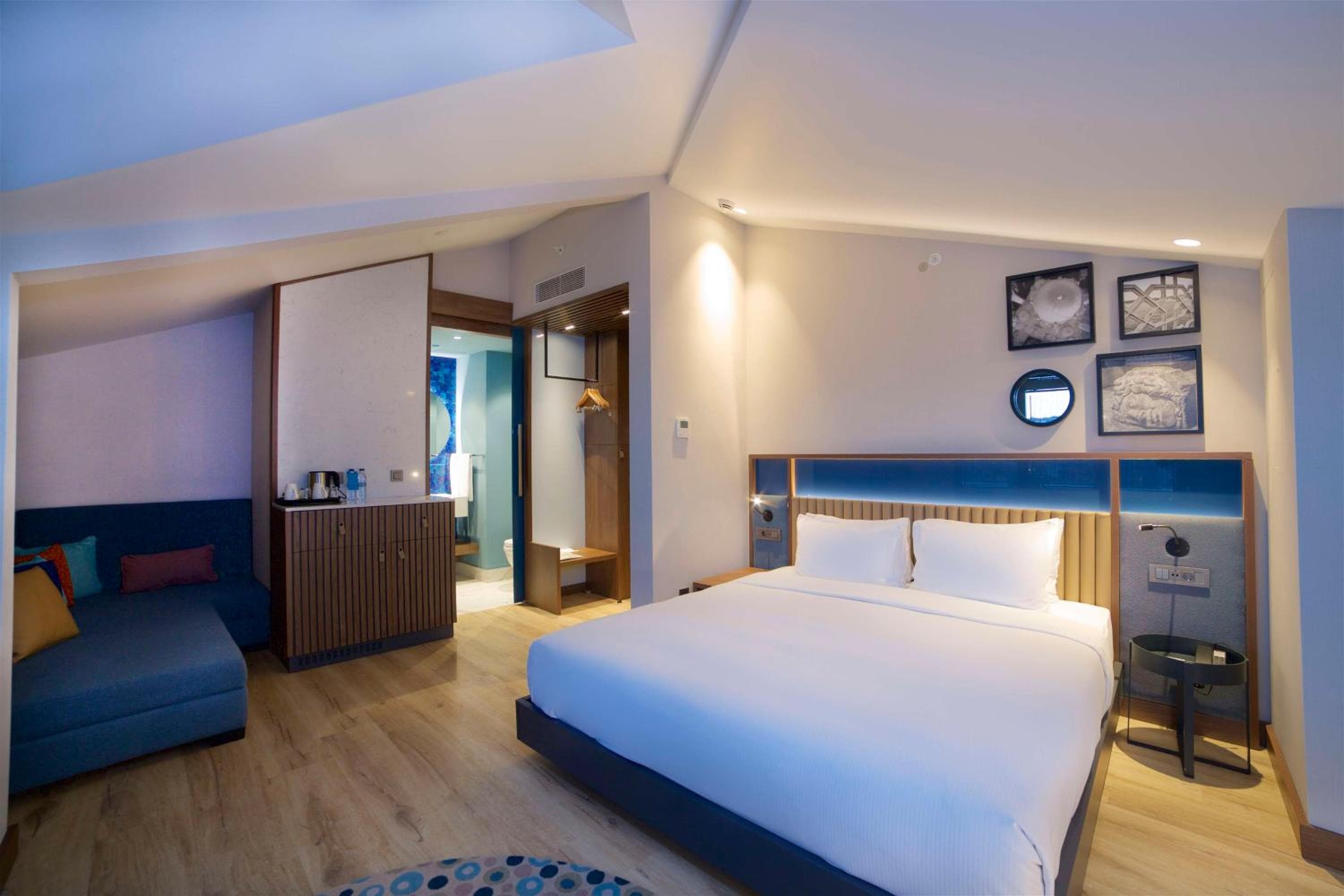 Hampton By Hilton Istanbul Old City — 24
