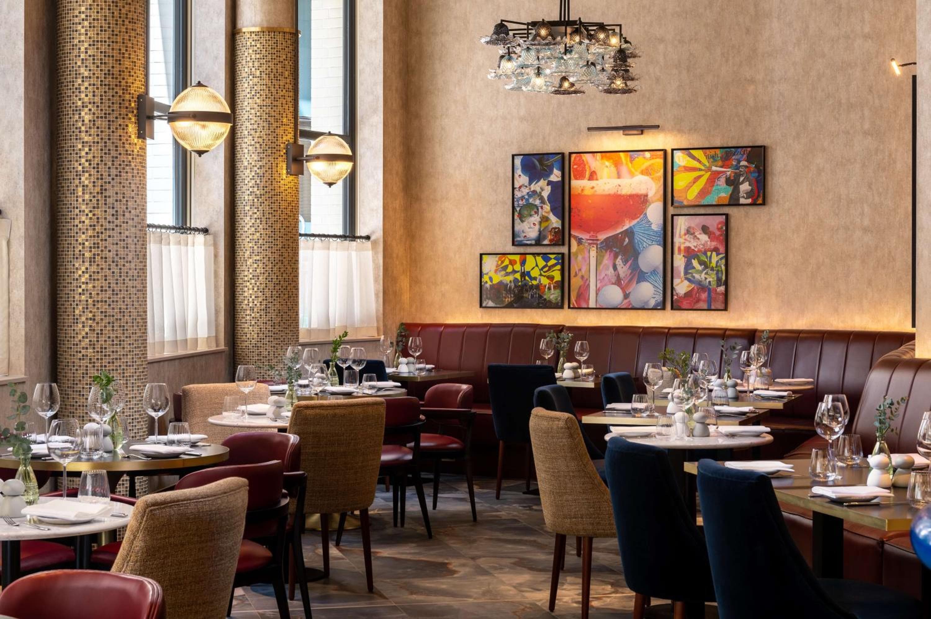 Objetos perdidos St Pauls London, Curio Collection By Hilton — 8