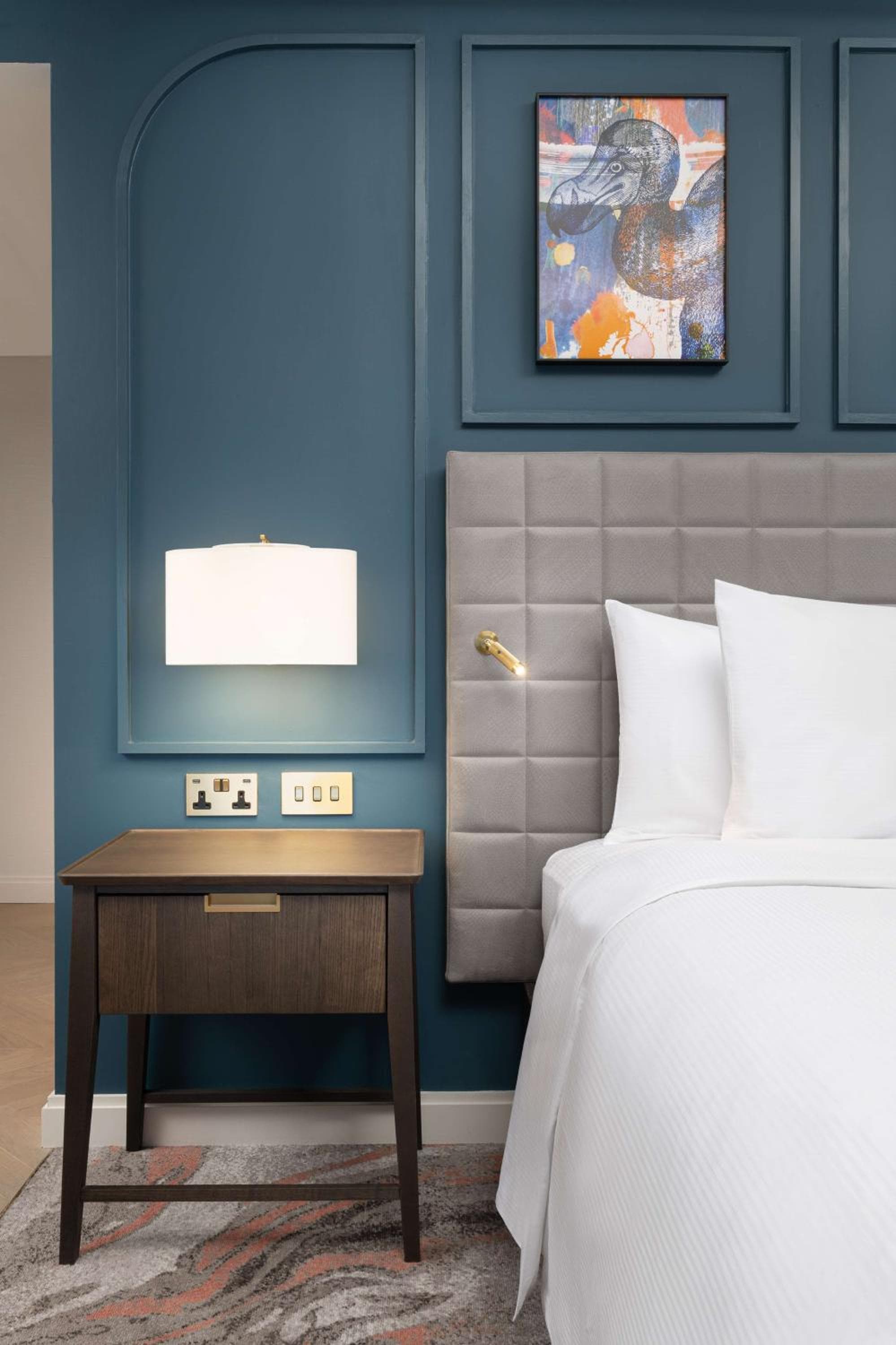 Objetos perdidos St Pauls London, Curio Collection By Hilton — 17