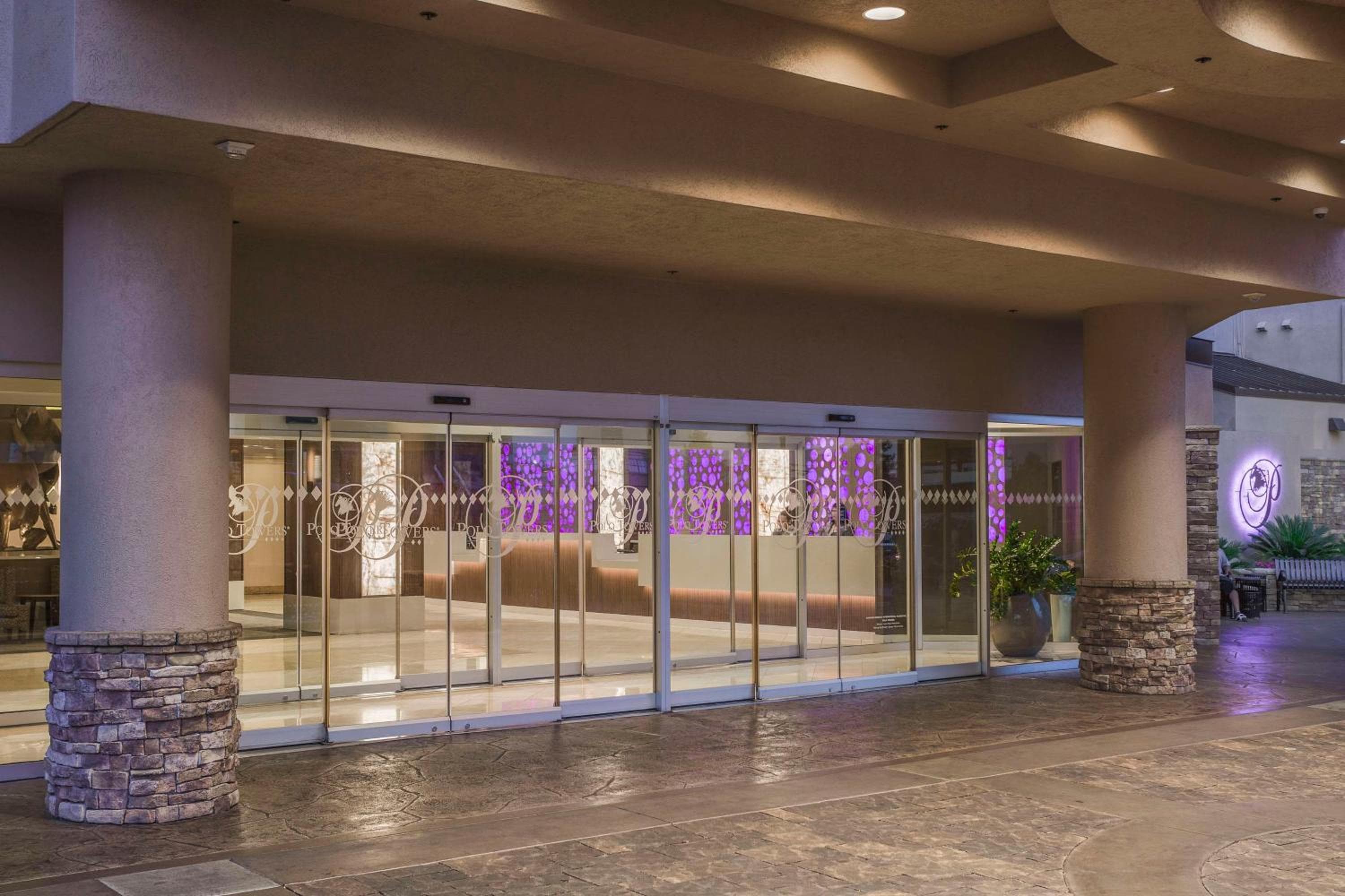 Hilton Vacation Club Polo Towers Las Vegas — 22