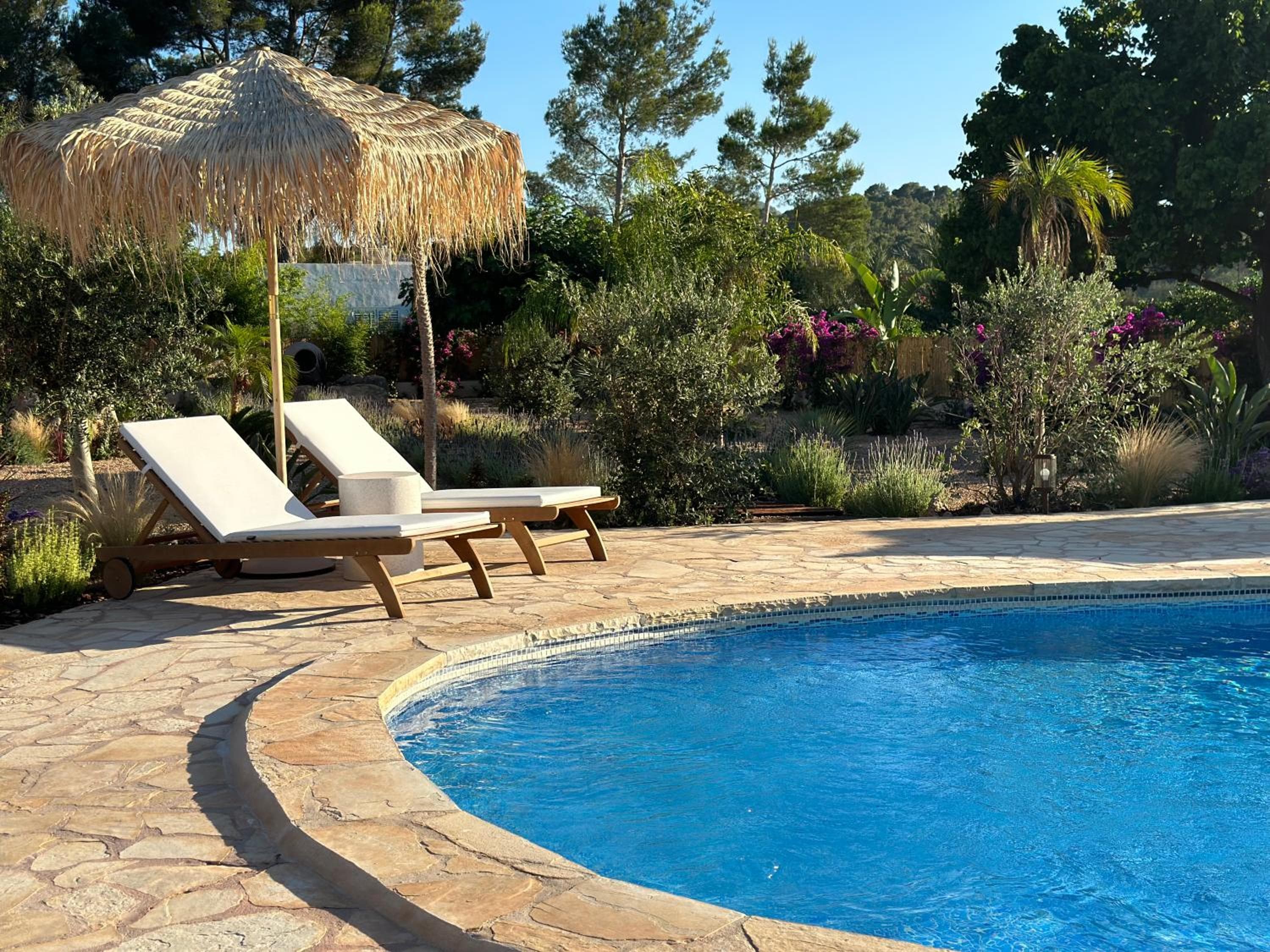 Your perfect hideaway only 5 minutes from Ibiza — 20