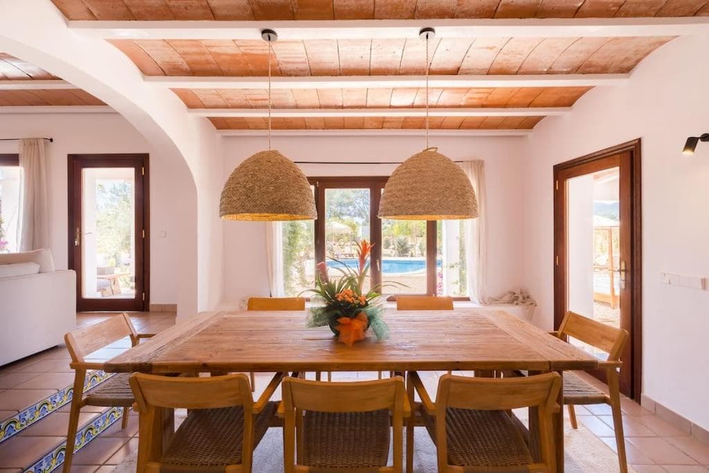 Your perfect hideaway only 5 minutes from Ibiza — 13