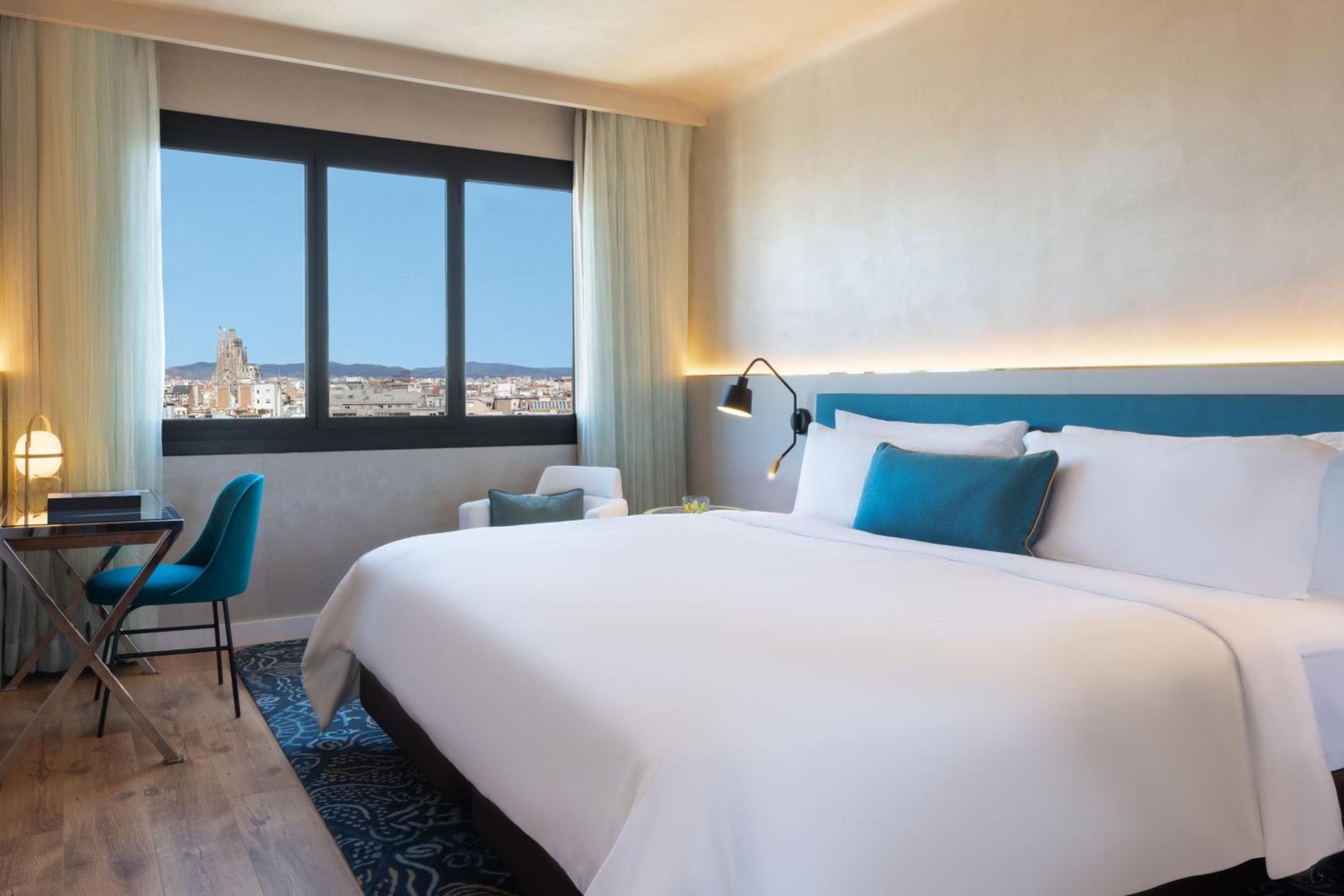 Renaissance Barcelona Hotel — 7