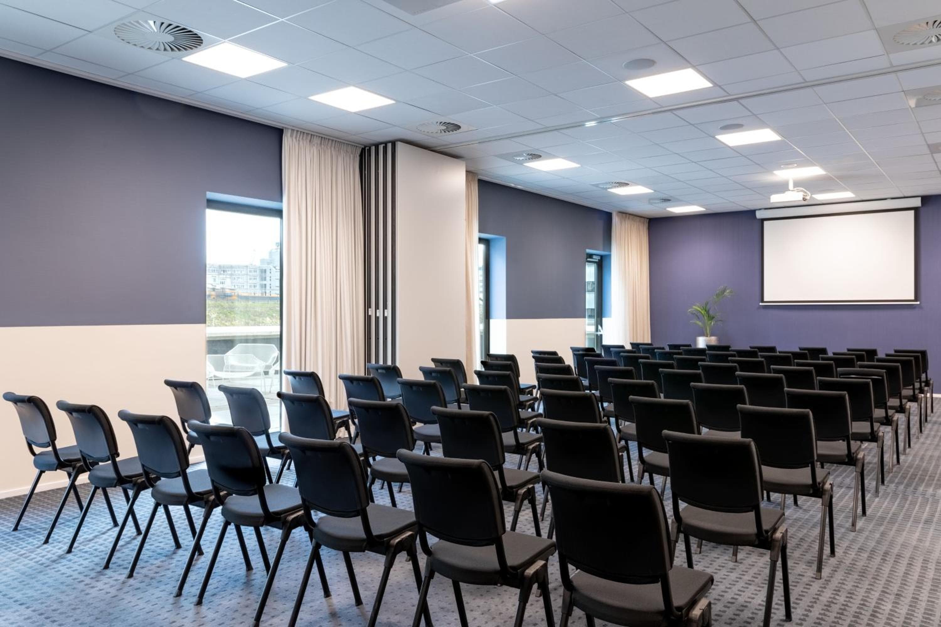 Courtyard by Marriott Amsterdam — 27