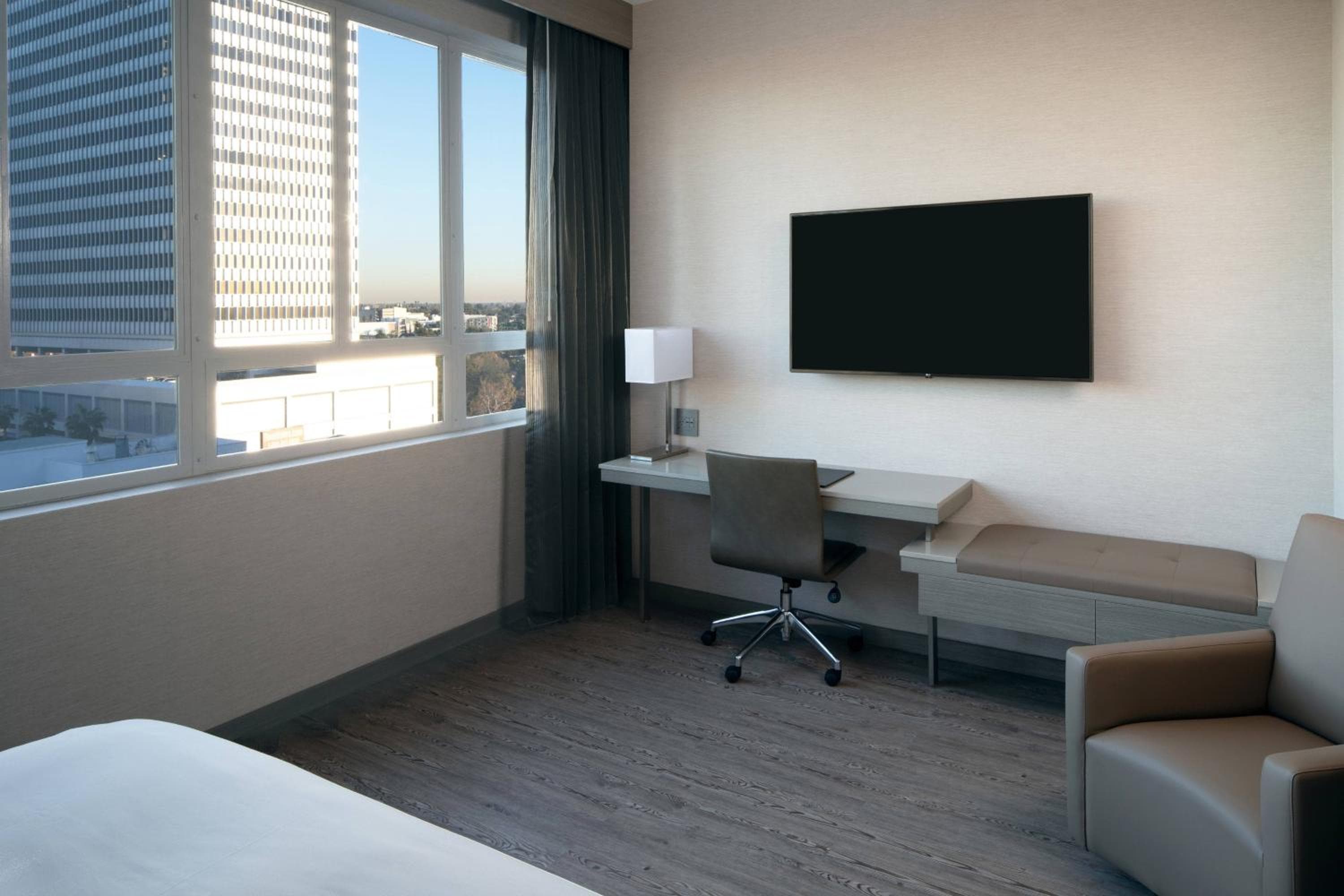AC Hotel by Marriott Beverly Hills — 19