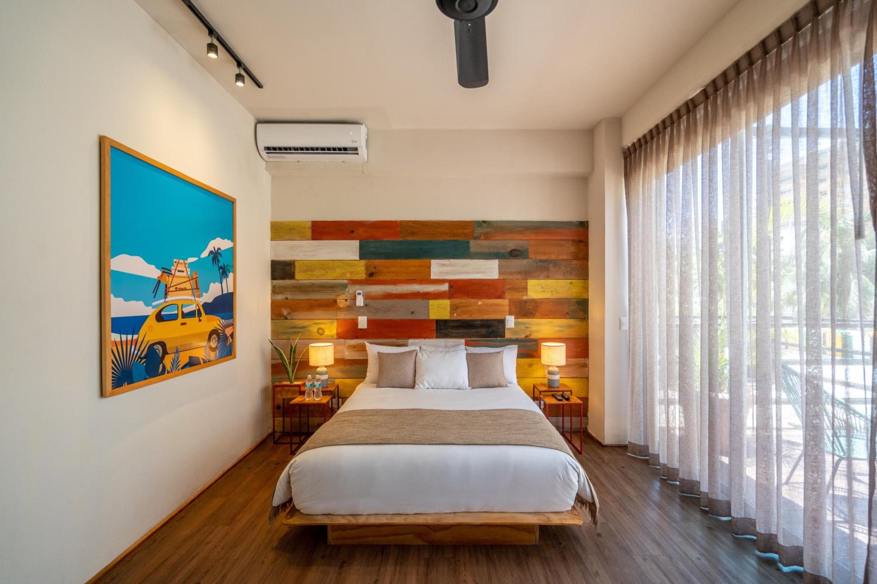 Mayan Monkey Cancun - Social Hostel — 11