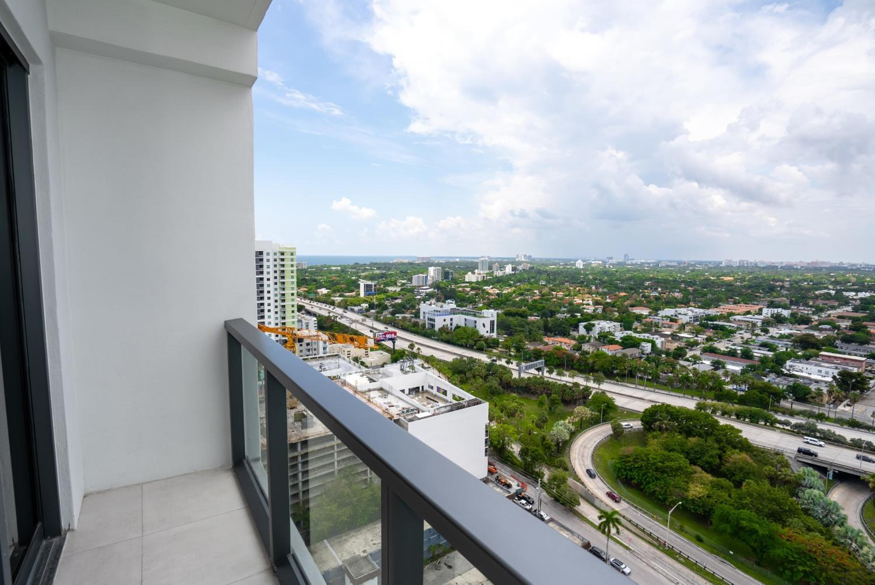 Smart Brickell Hotel — 11