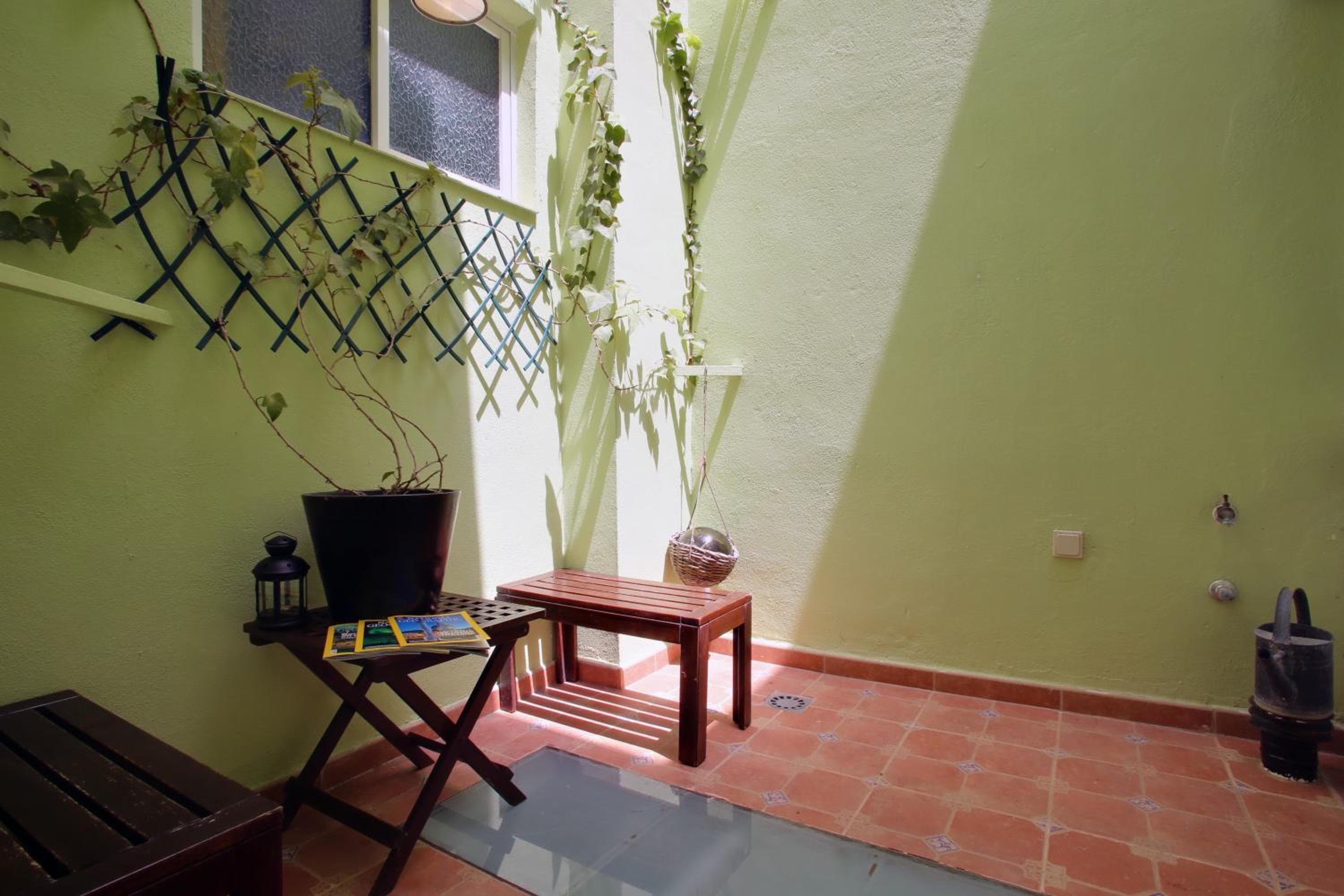 Málaga Lodge Guesthouse — 7