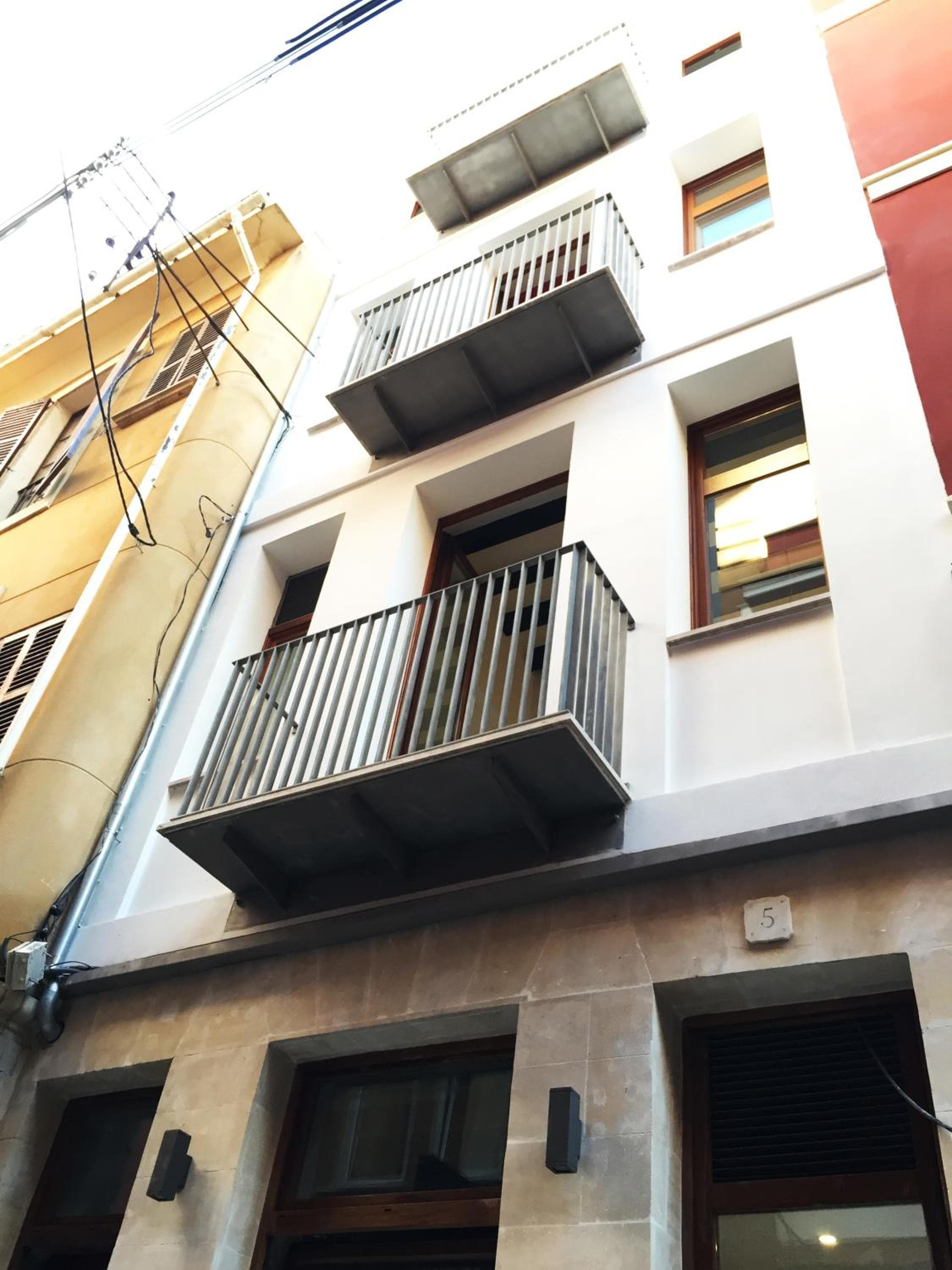 Lonja Suites Apartments — 28