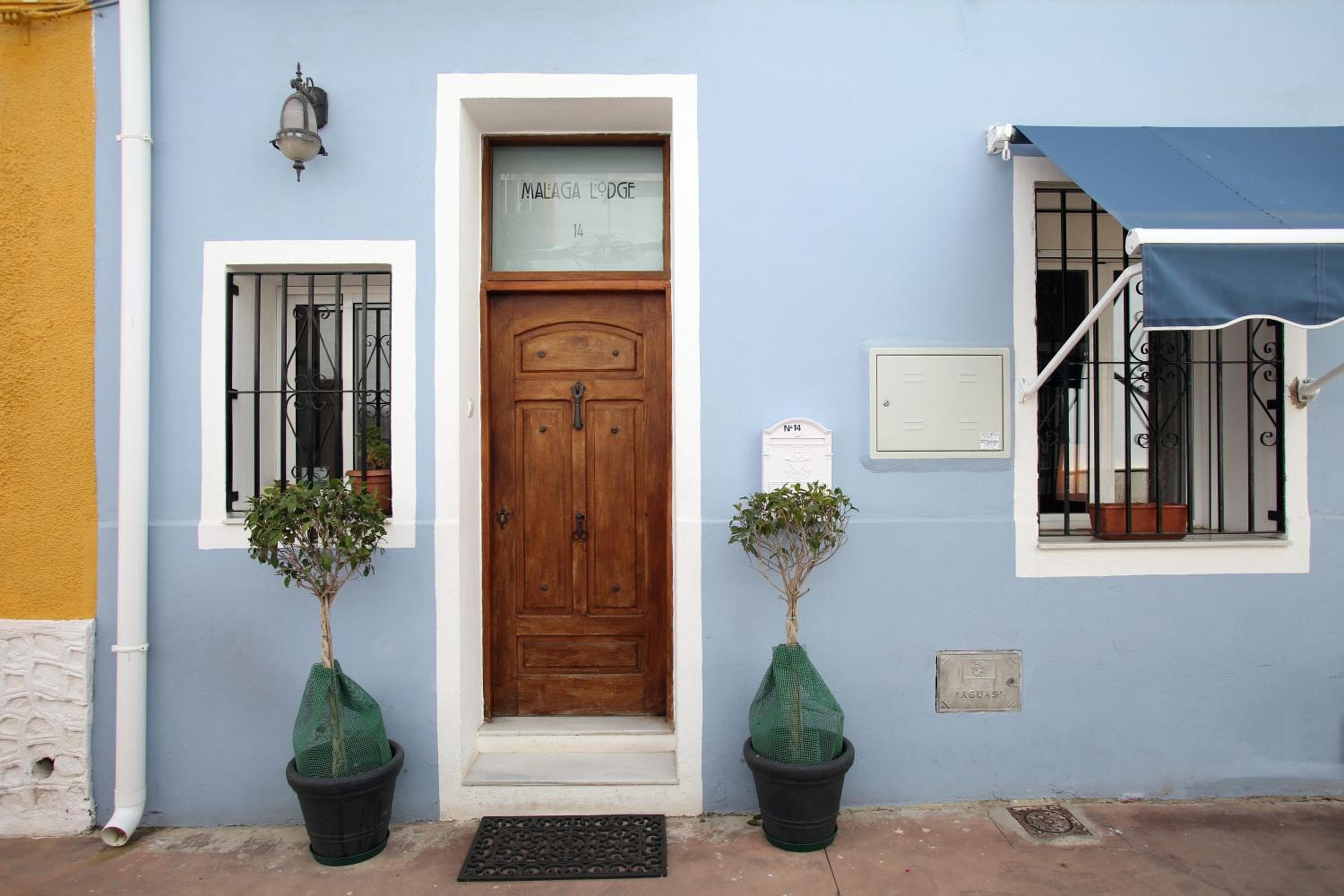 Málaga Lodge Guesthouse — 23