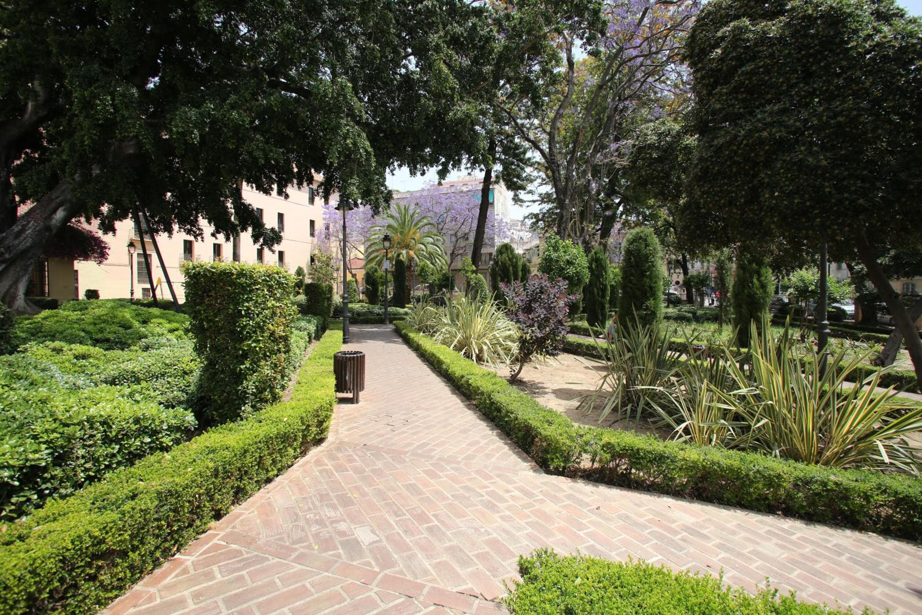 Málaga Lodge Gästehaus — 6