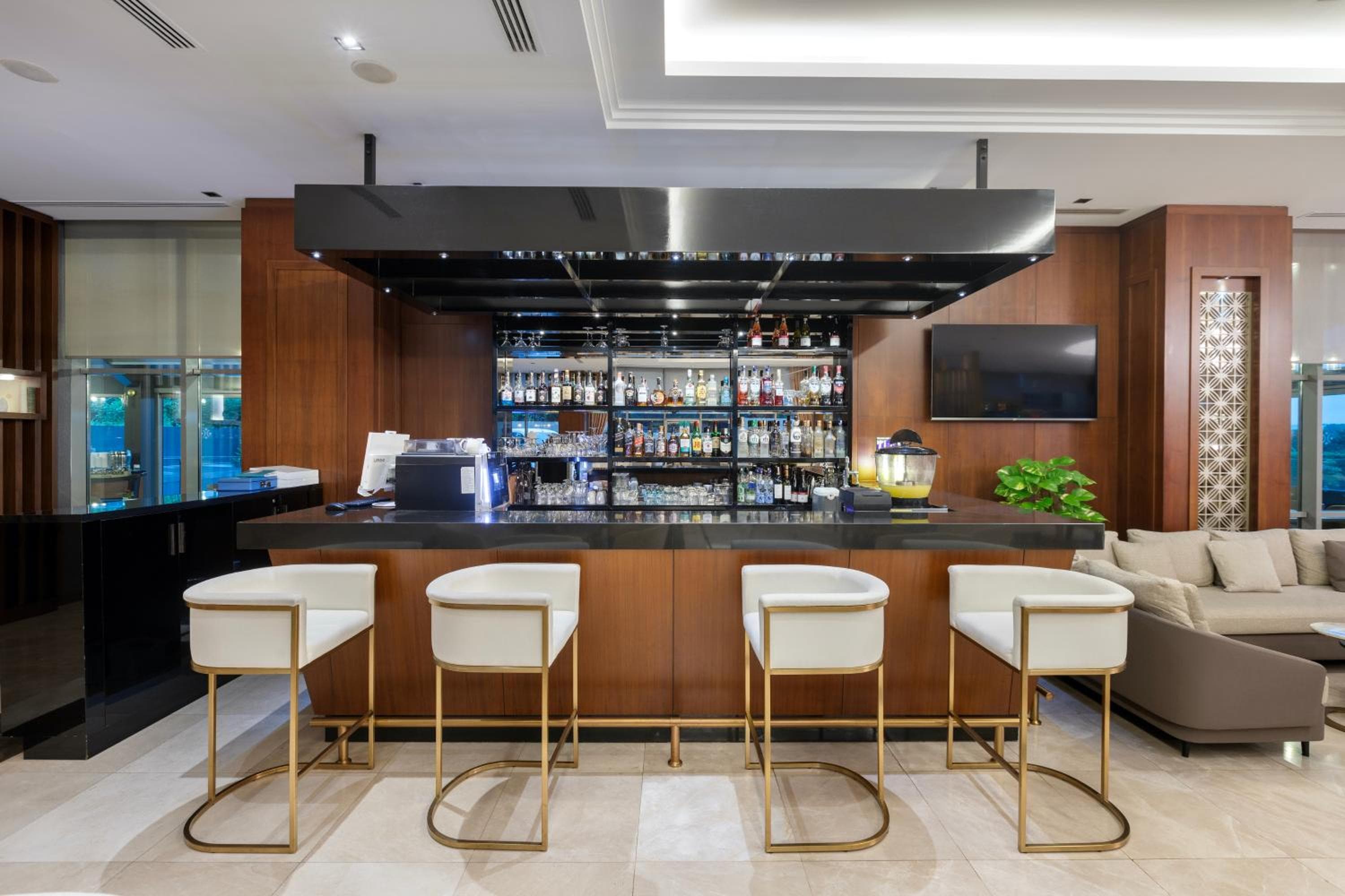 Miracle Istanbul Asia Airport Hotel & Spa — 14