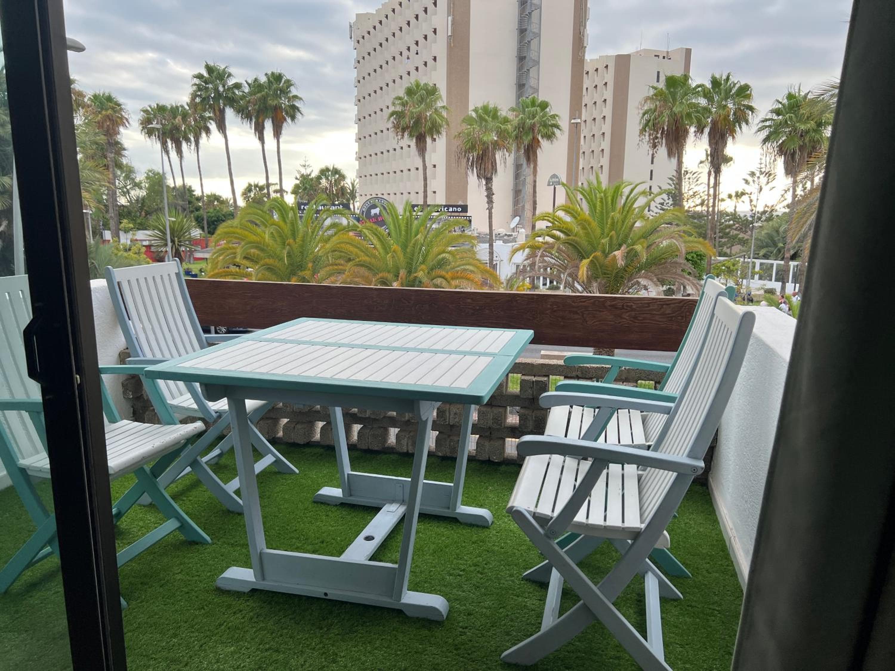 Surf Station Tenerife Holiday Apartment Las Americas — 1