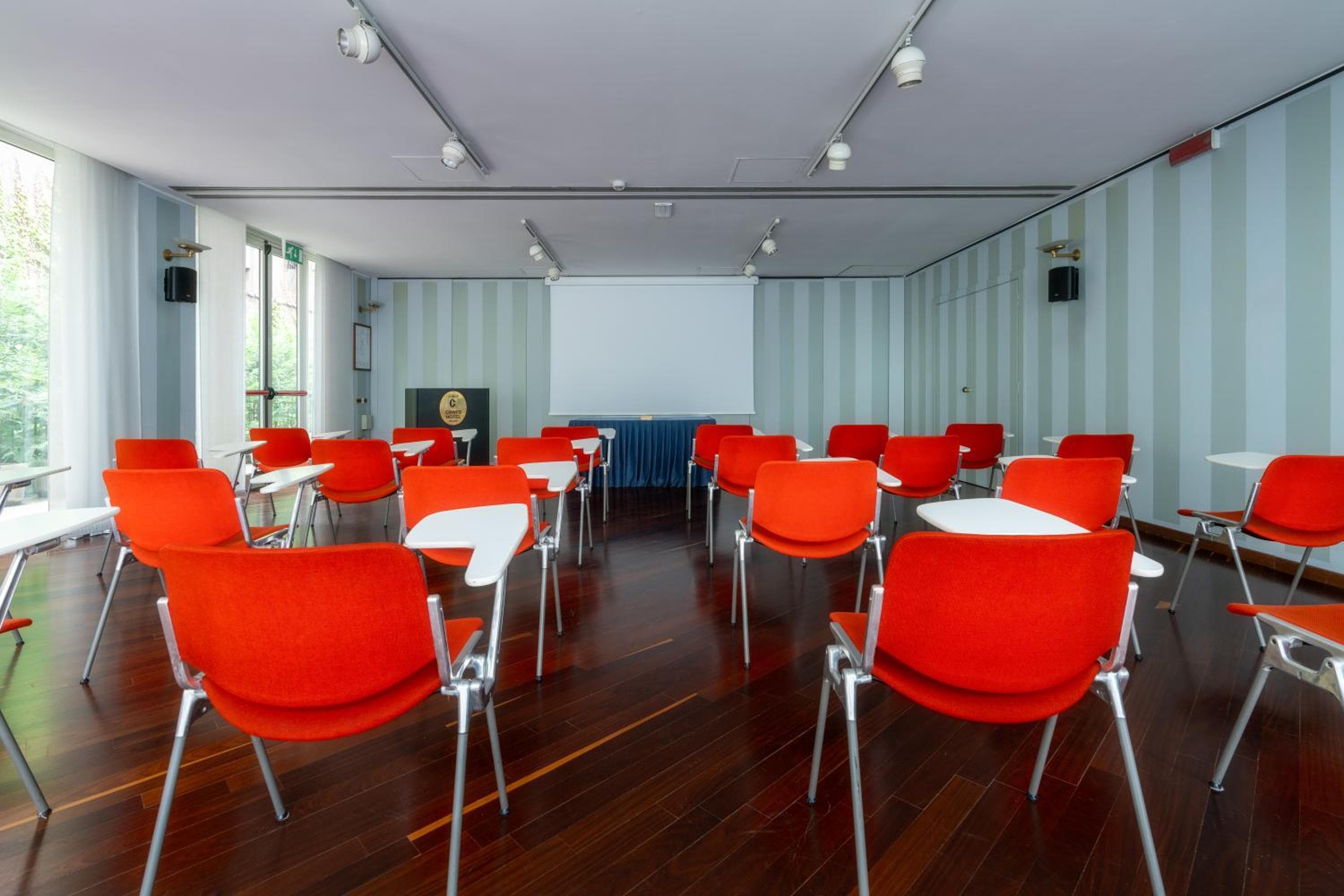 Hotel Crivi's — 12