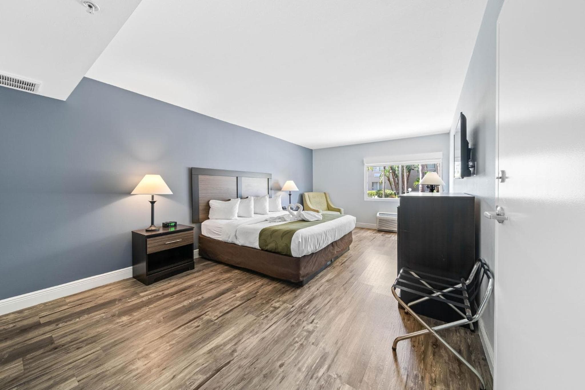 Quality Inn & Suites Tampa near Fairgrounds and Casino — 21
