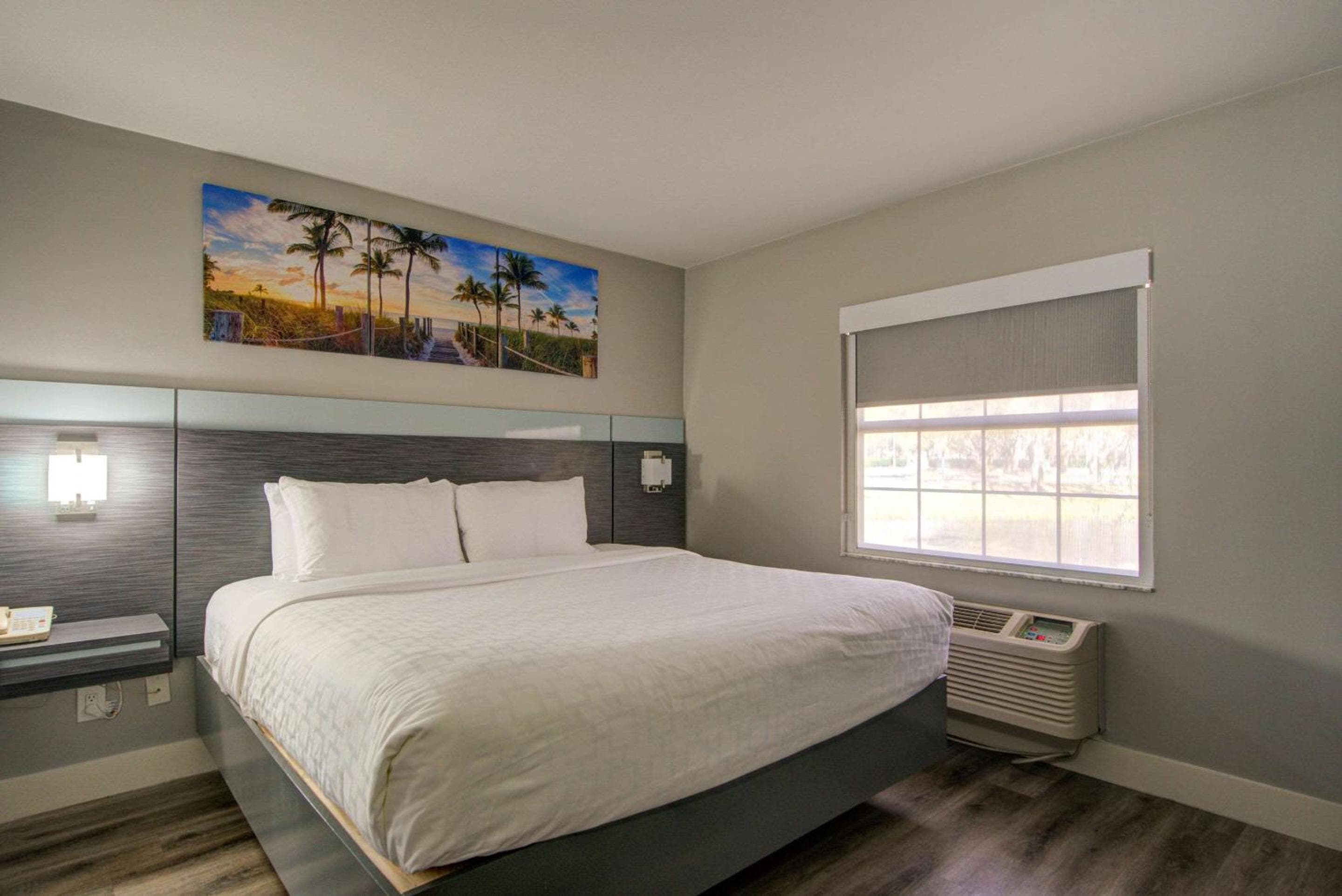 Clarion Pointe Tampa-Brandon cerca del recinto ferial y del casino — 9