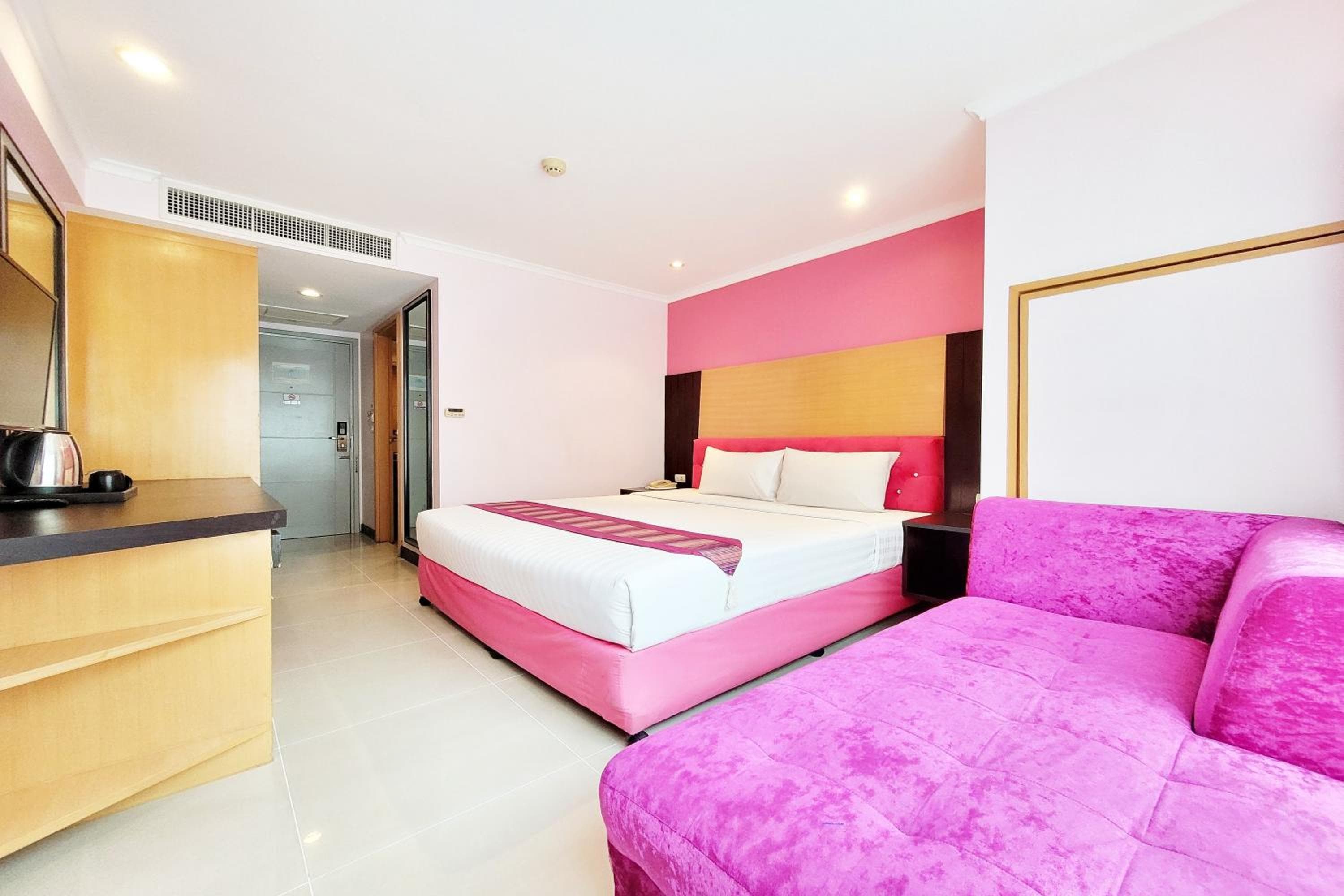 Citin Pratunam Bangkok by Compass Hospitality — 18