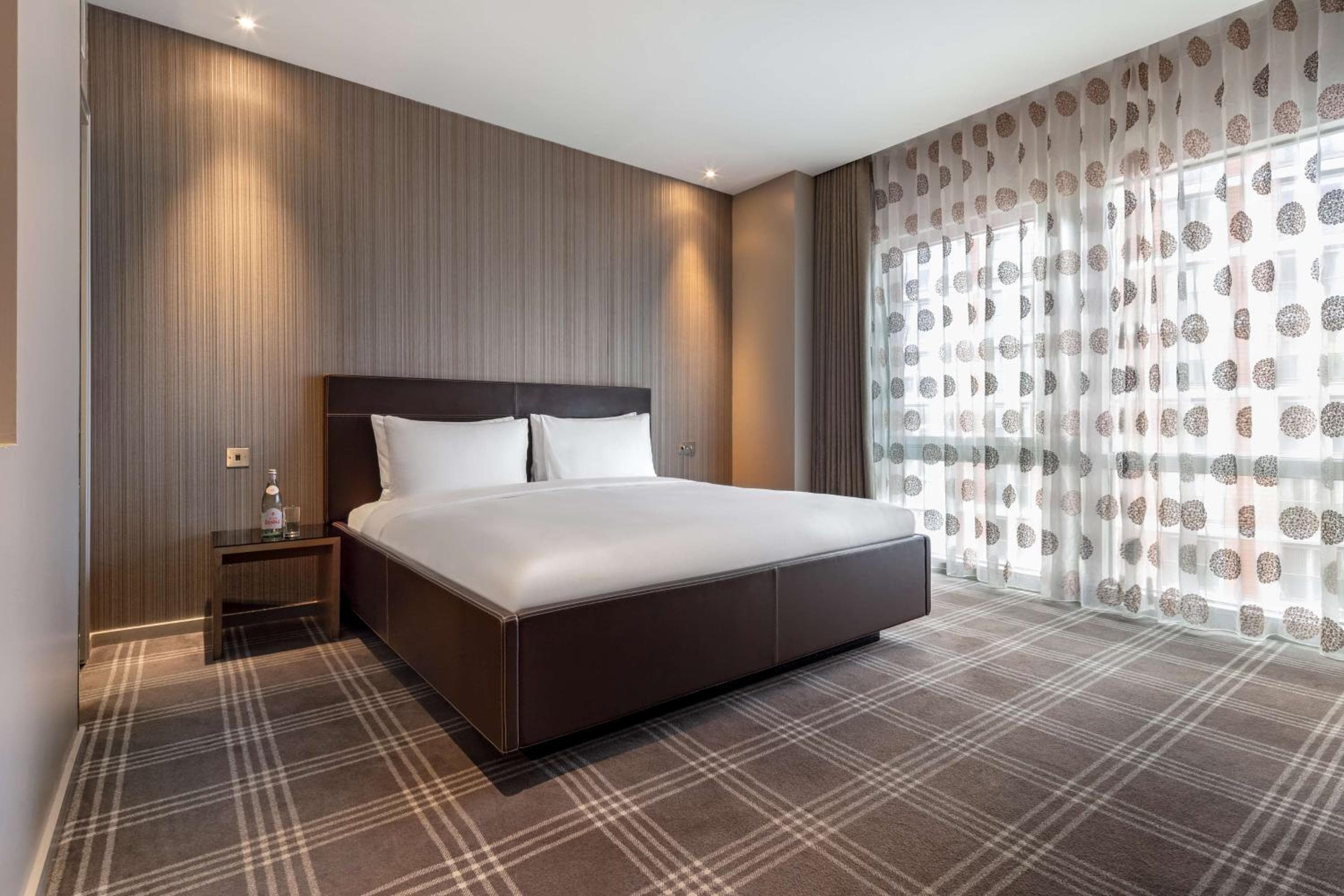 Radisson Blu Hotel, London Canary Wharf East — 13