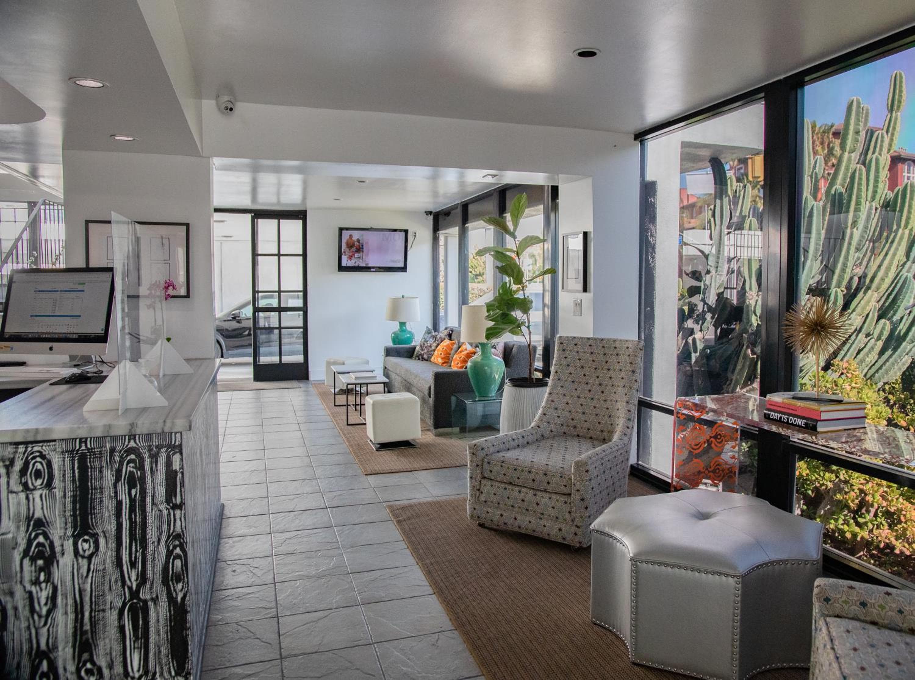 Park Plaza Lodge — 3
