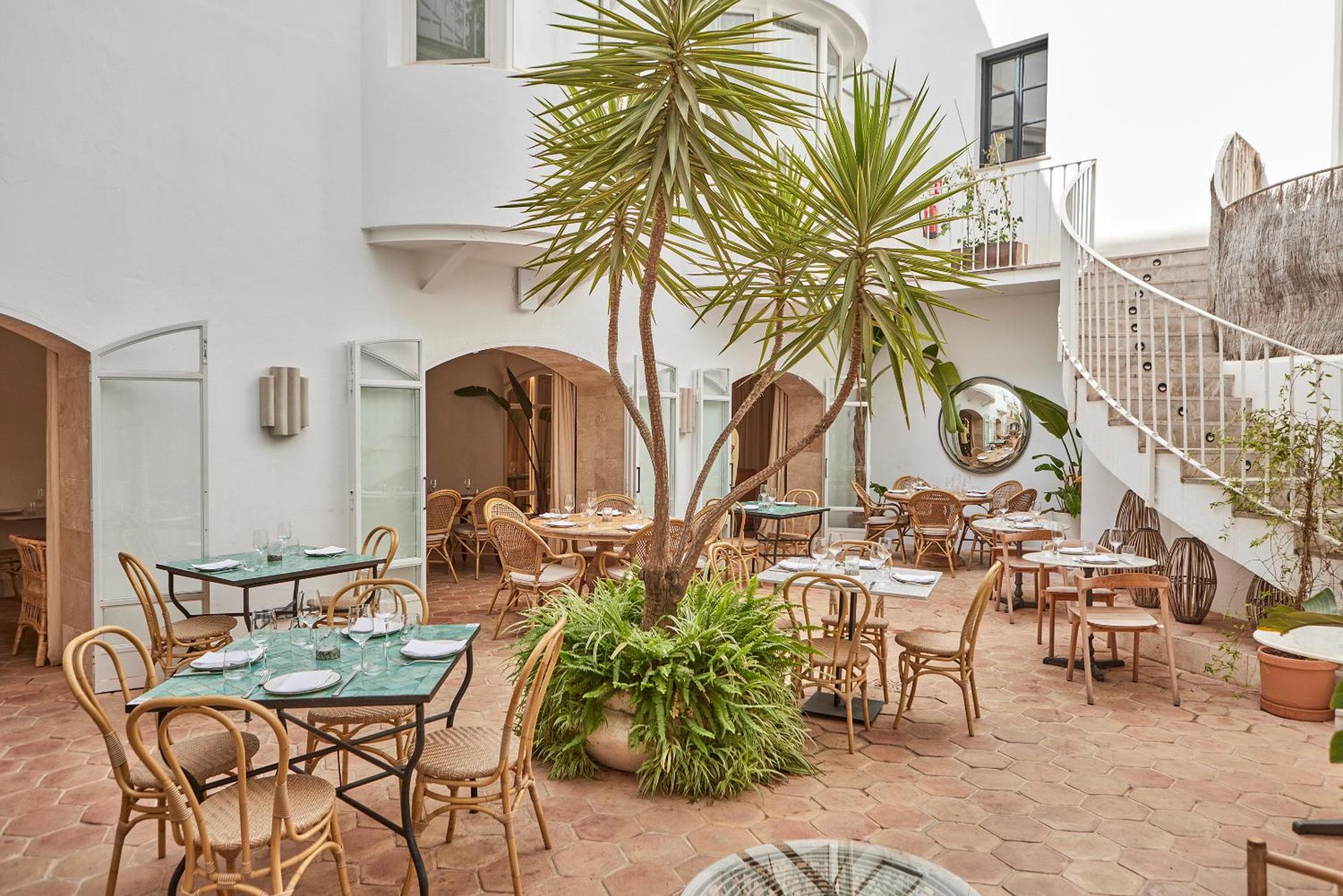 Puro Hotel Oasis Urbano — 9