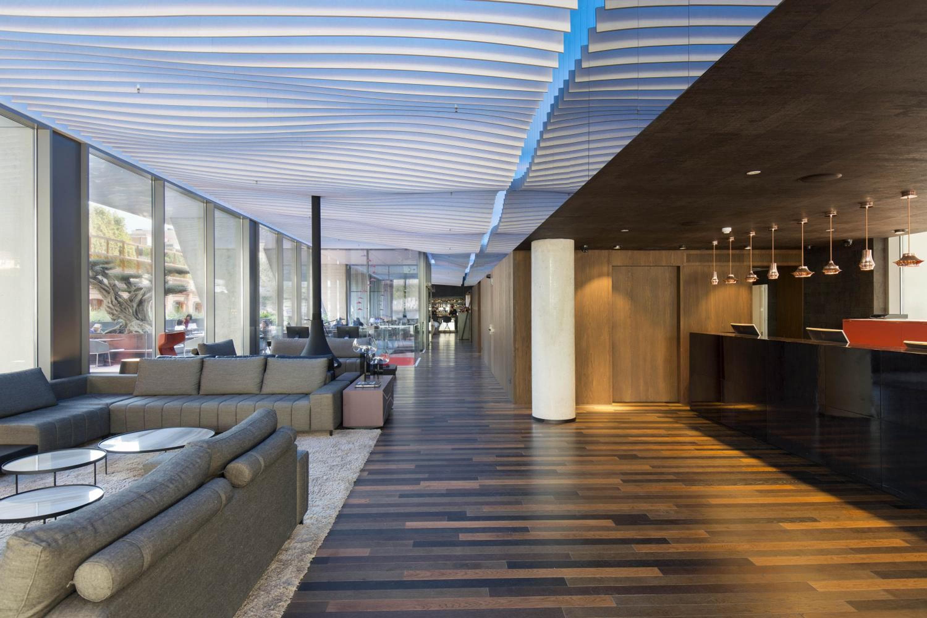 Hotel SB Glow Sup — 27