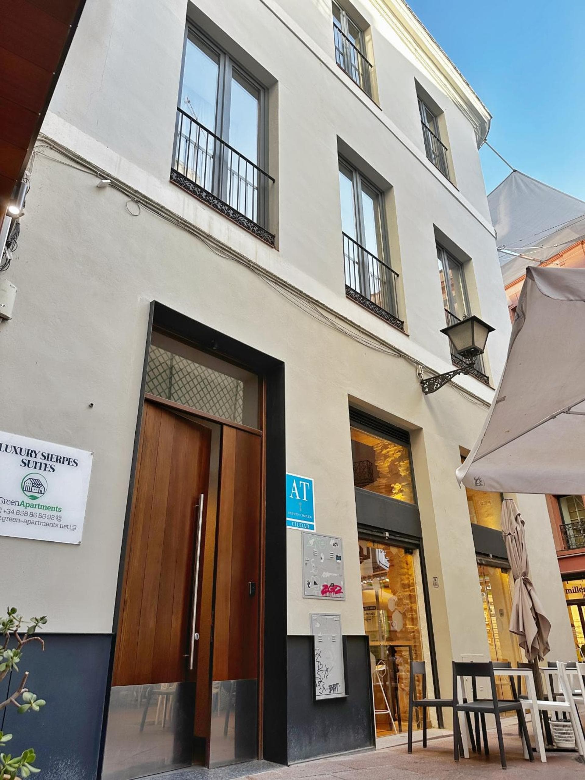 Appartamenti Green Sierpes Luxury Suites — 10