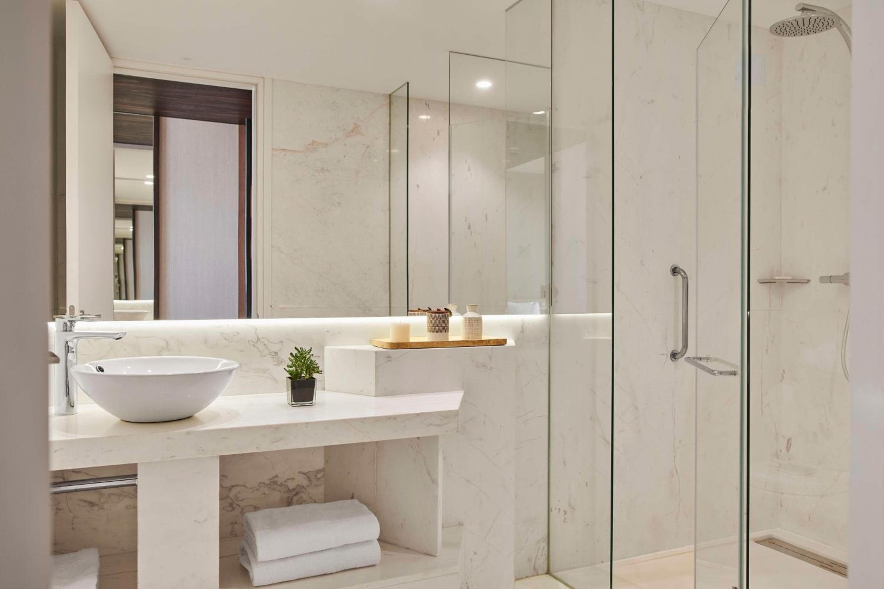 Hyatt Centric Gran Via Madrid — 28