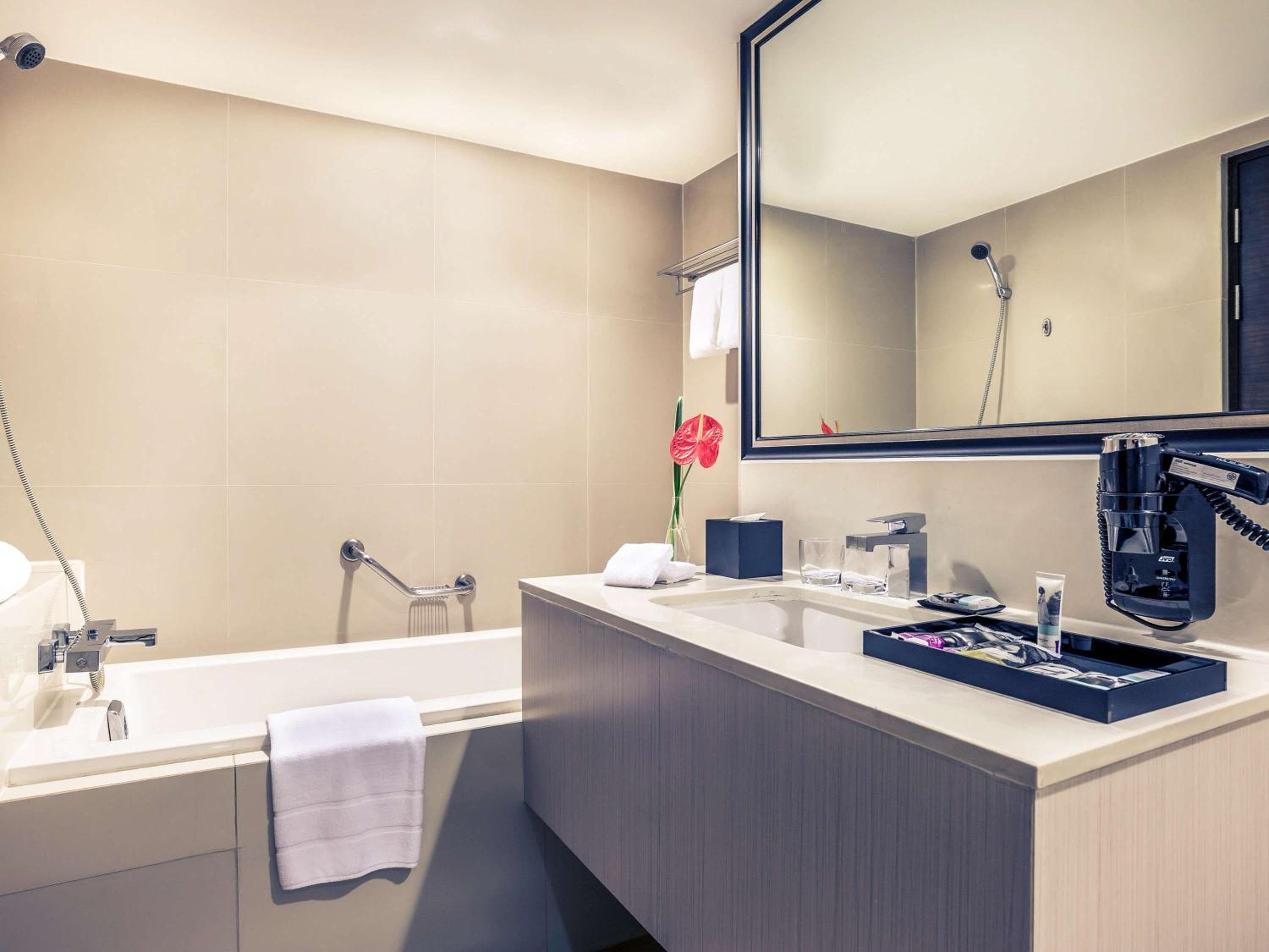 Mercure Bangkok Sukhumvit 11 — 4