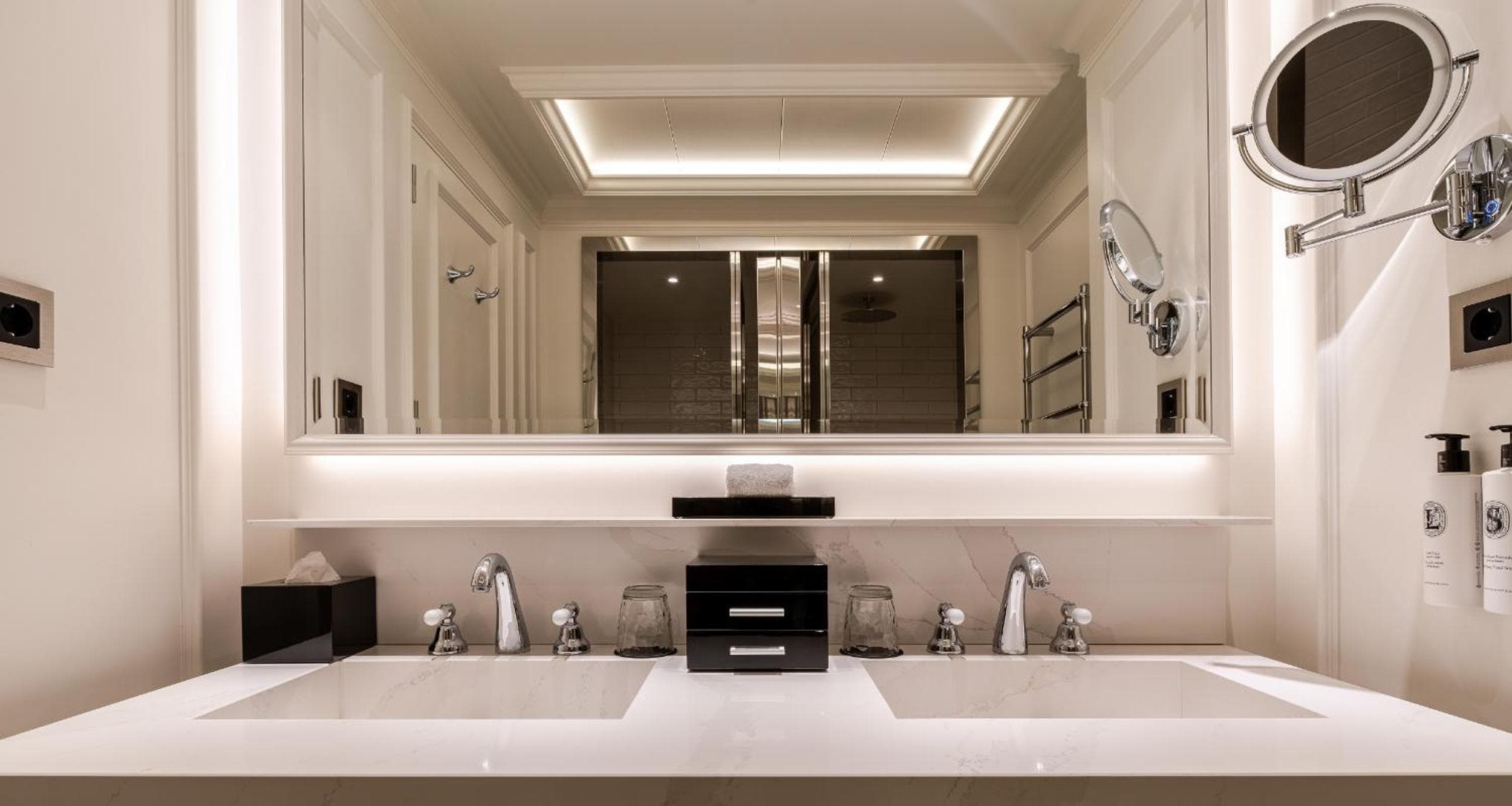 Sofitel Barcelona Skipper — 25