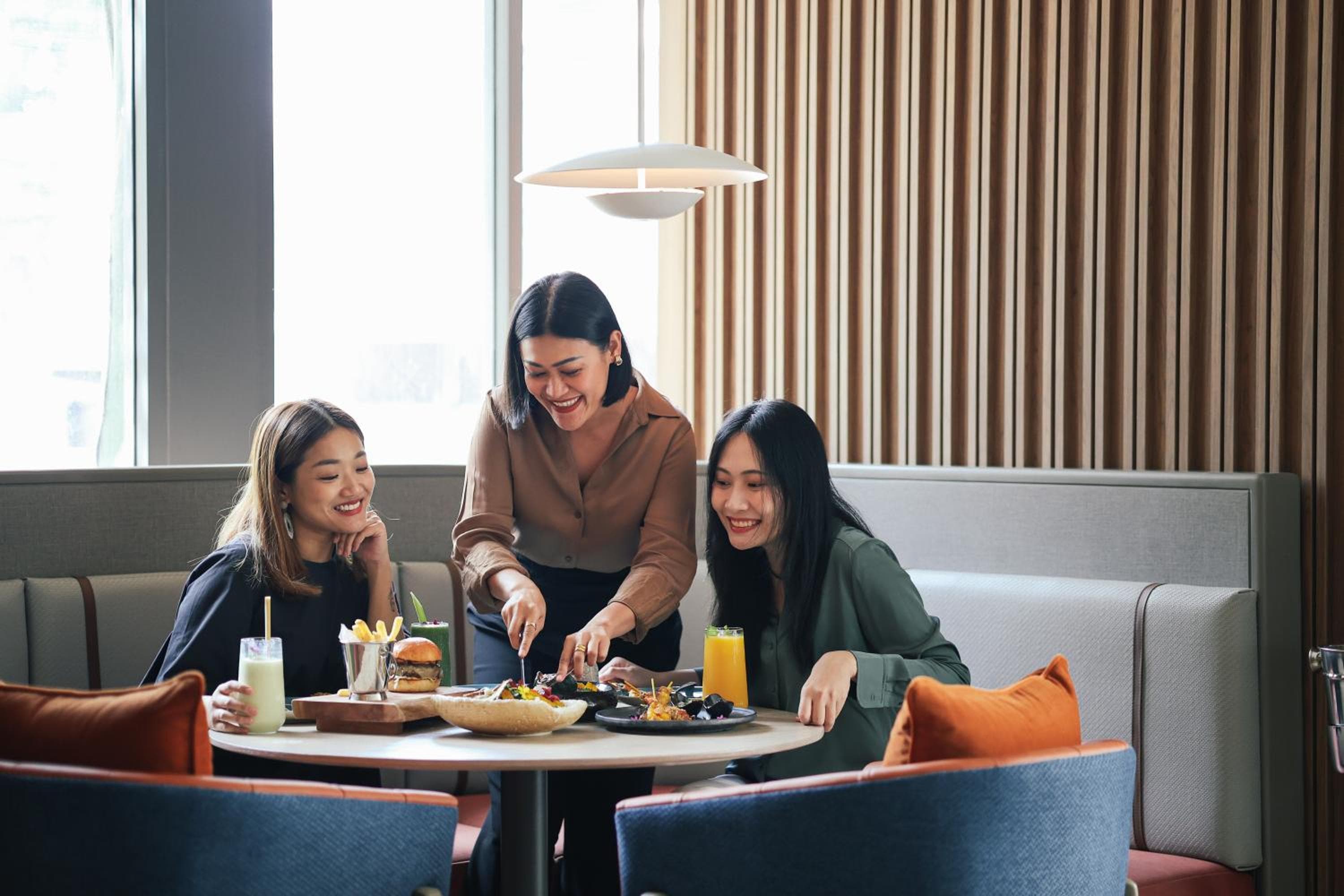 Courtyard by Marriott Bangkok Sukhumvit 20 — 30