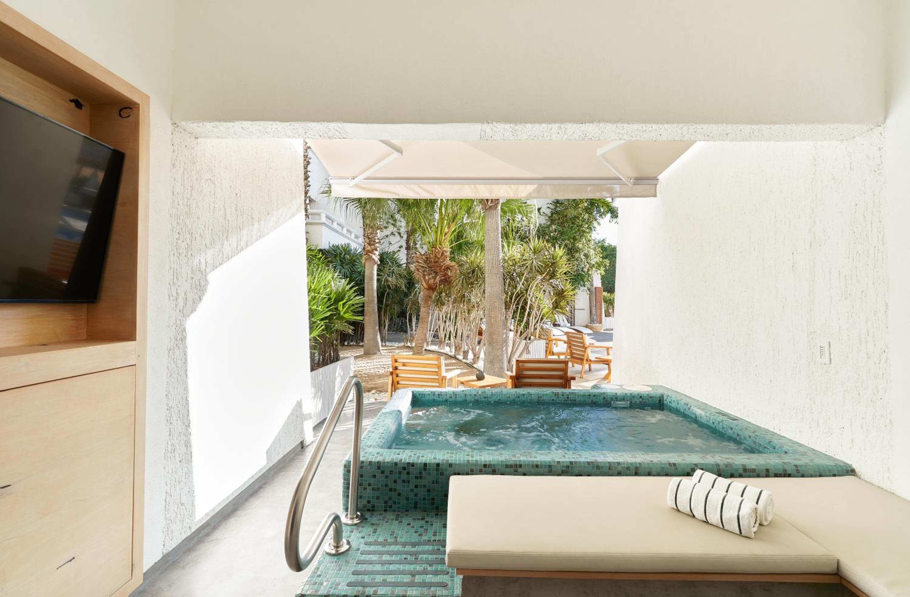 Bahia Hotel & Beach House — 22