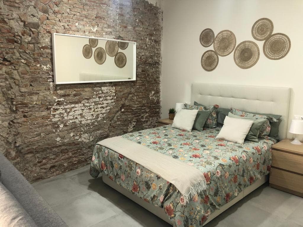 Estudio Trinidad Centro Málaga 2 — 29