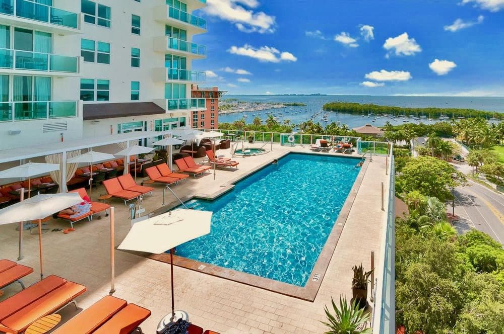 Spektakuläre Aussicht im Bayfront Coconut Grove — 2