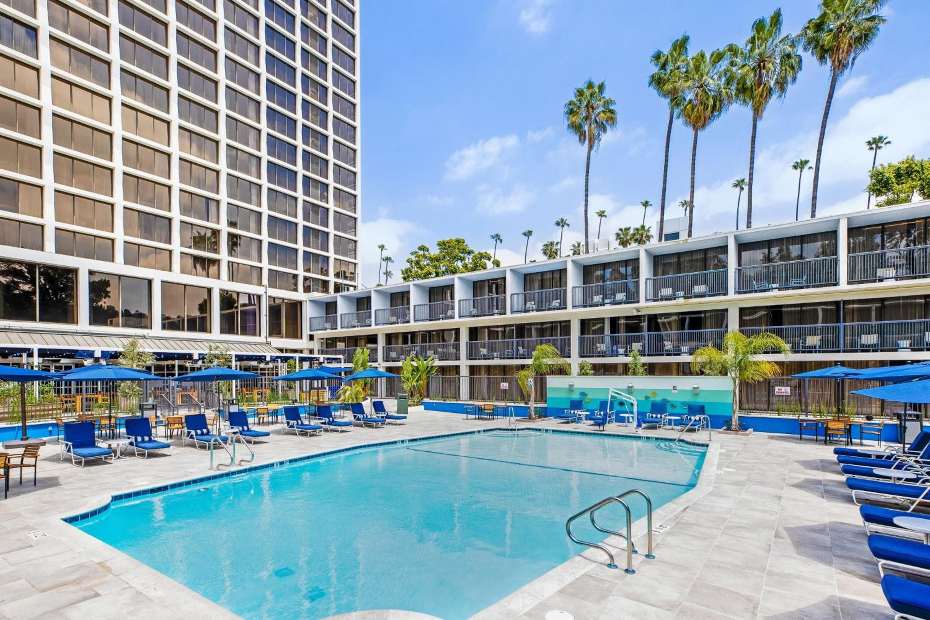 Sheraton Universal hotel, 333 Universal Hollywood Drive, Los Angeles, United States — photo 74