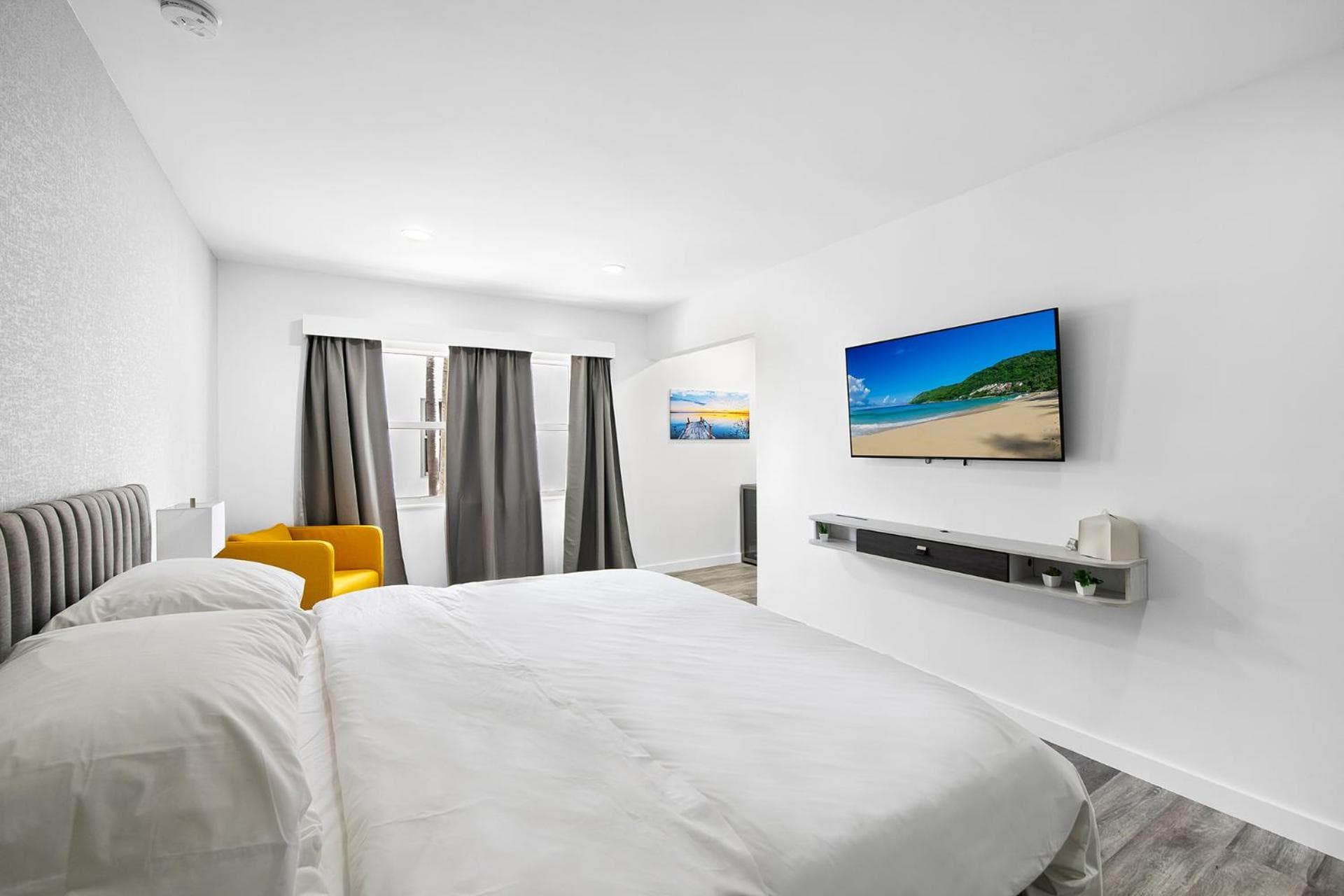 El hotel Deauville — 16