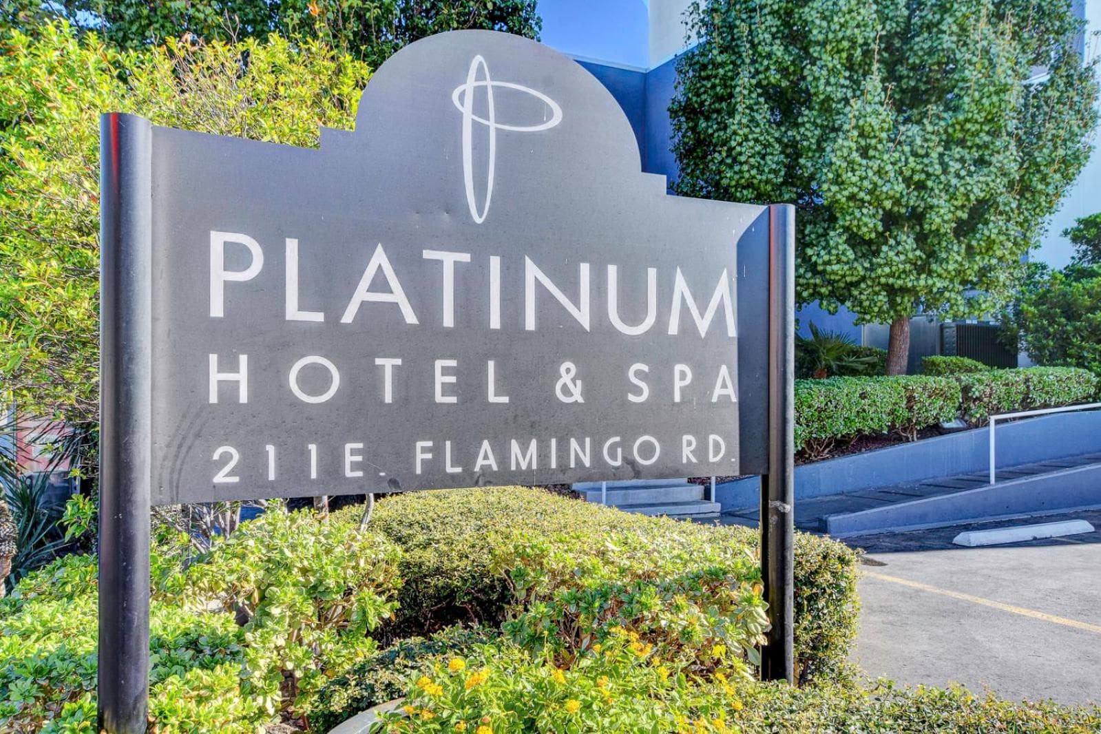 Las Vegas Getaway Ultimate Suite con una camera da letto, balcone, cucina, palestra, piscina e parcheggio gratuito — 9